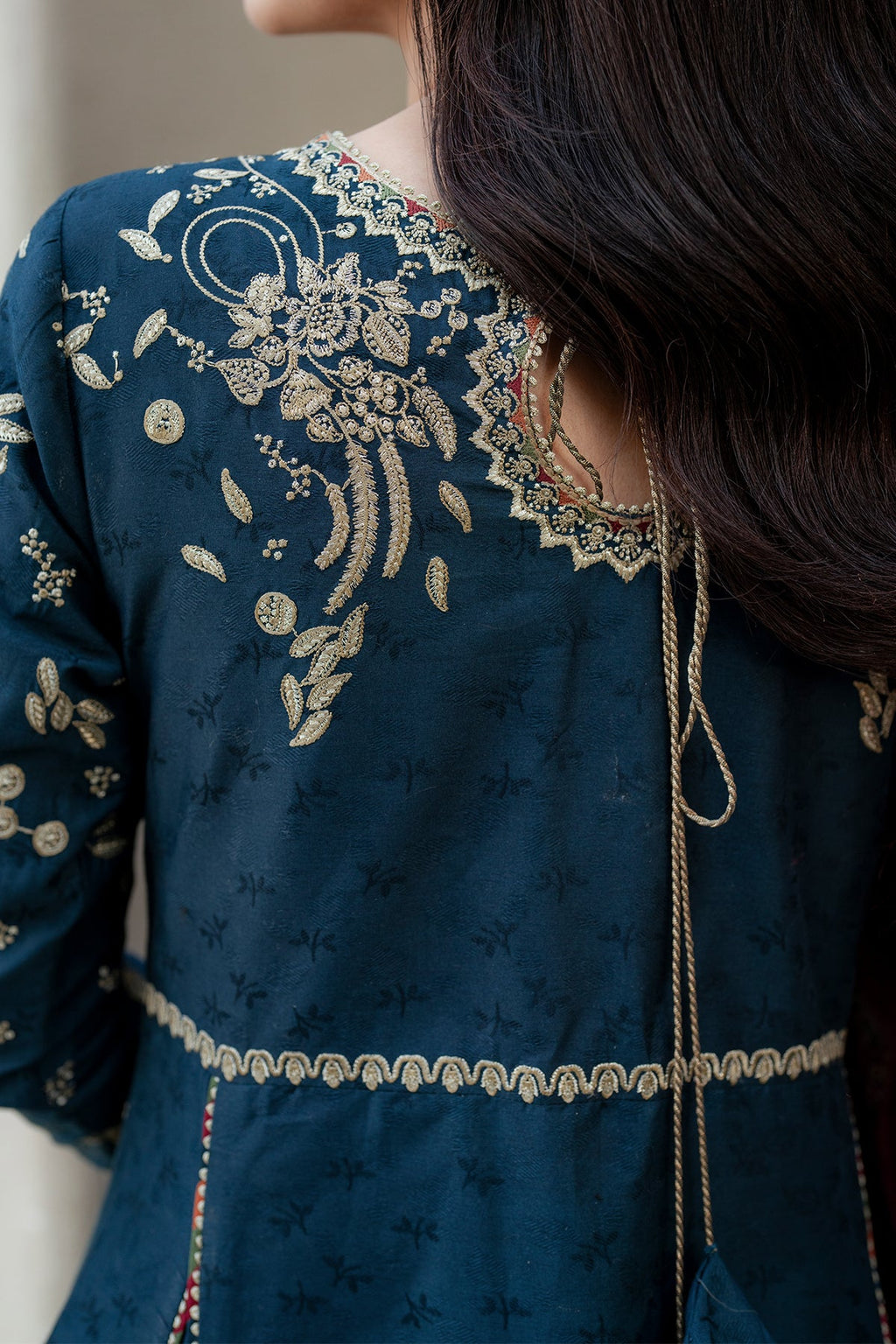 Embroidered Luxury Lawn SL25-D3