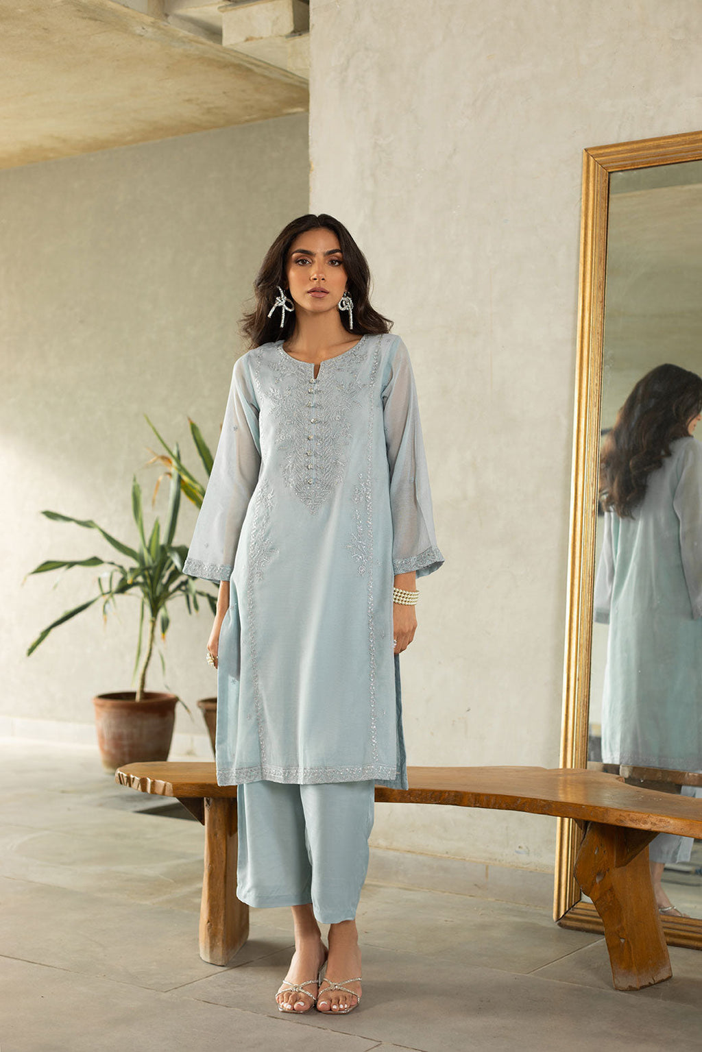 DA-2222 LIGHT-GREY EMBROIDERED KURTA