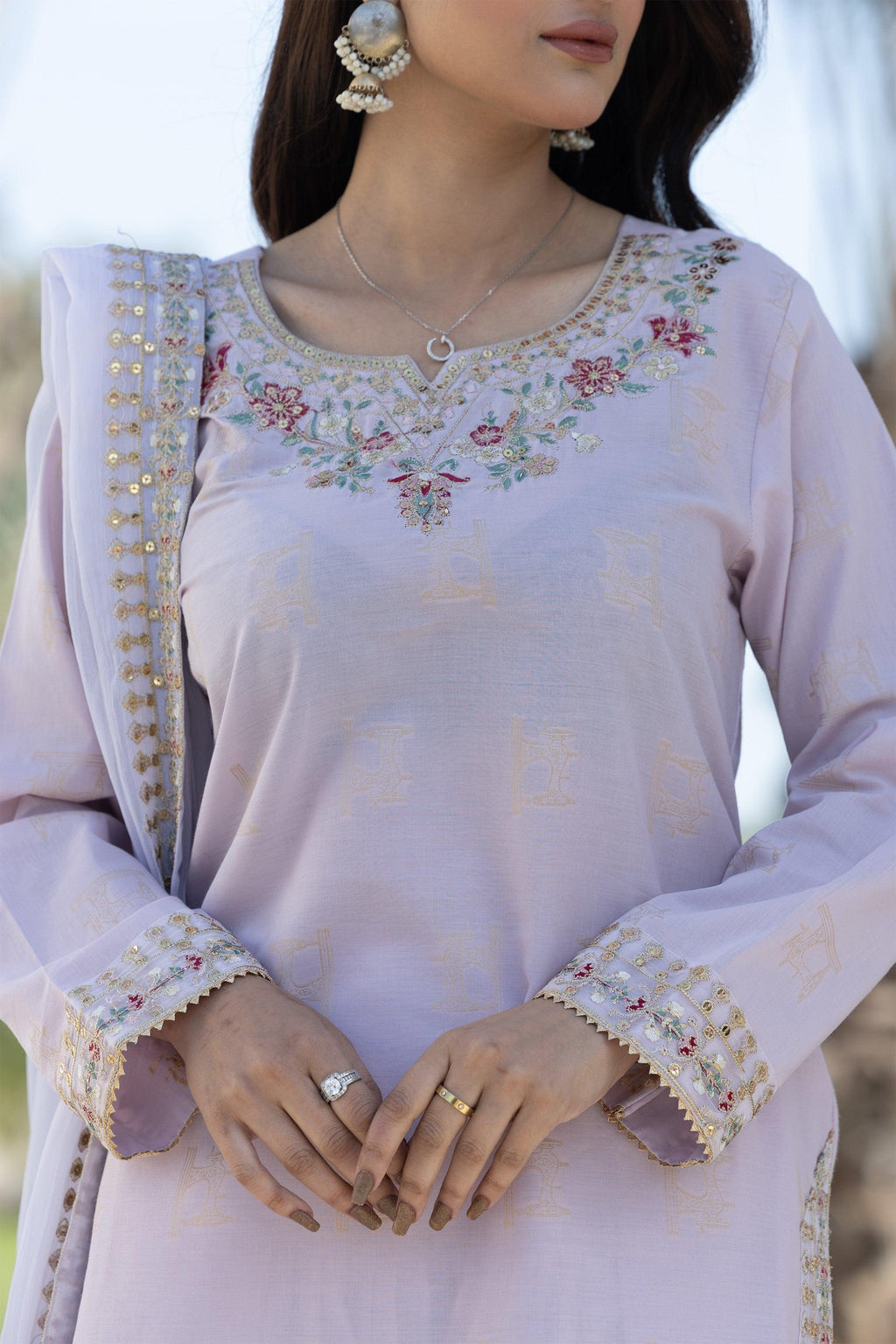 AR-3725 Lilac