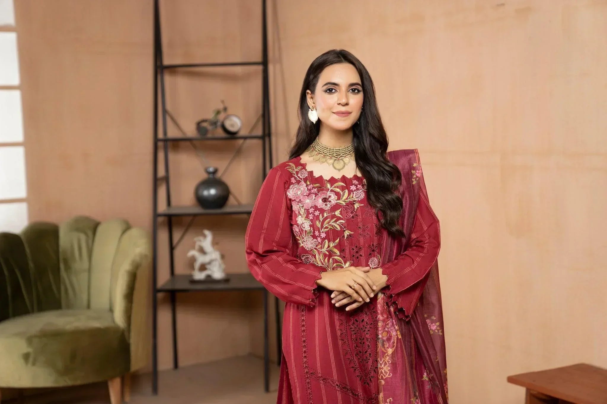 AR-2976 (Blooming Vine)