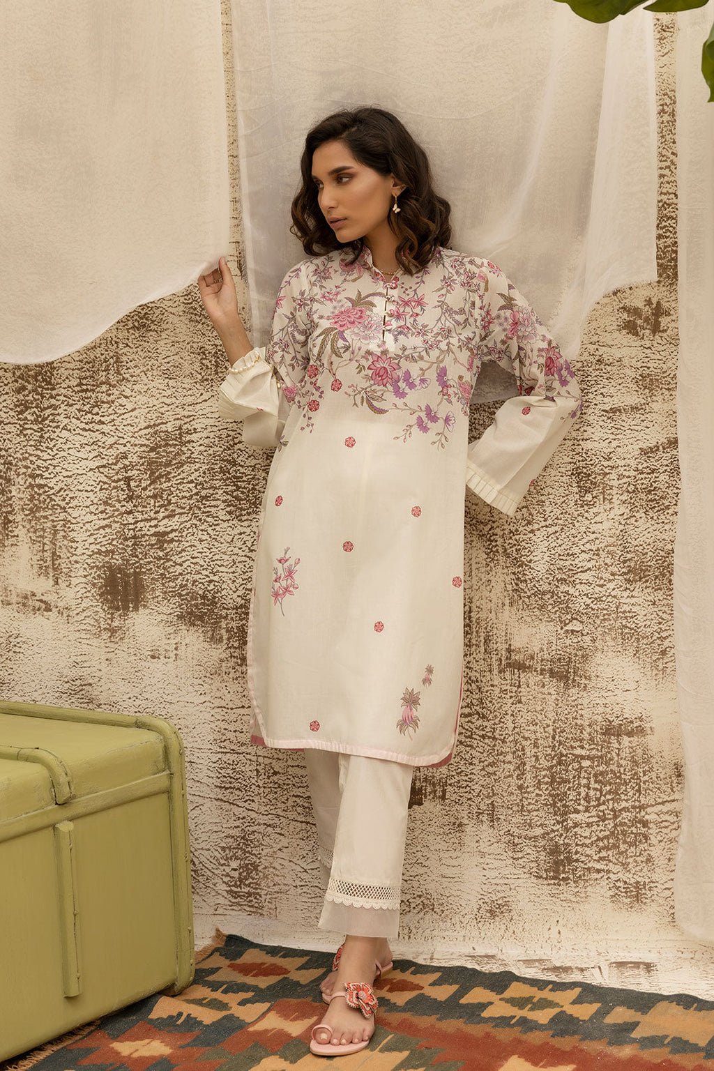 DC-0480 OFFWHITE DIGITAL PRINTED KURTA