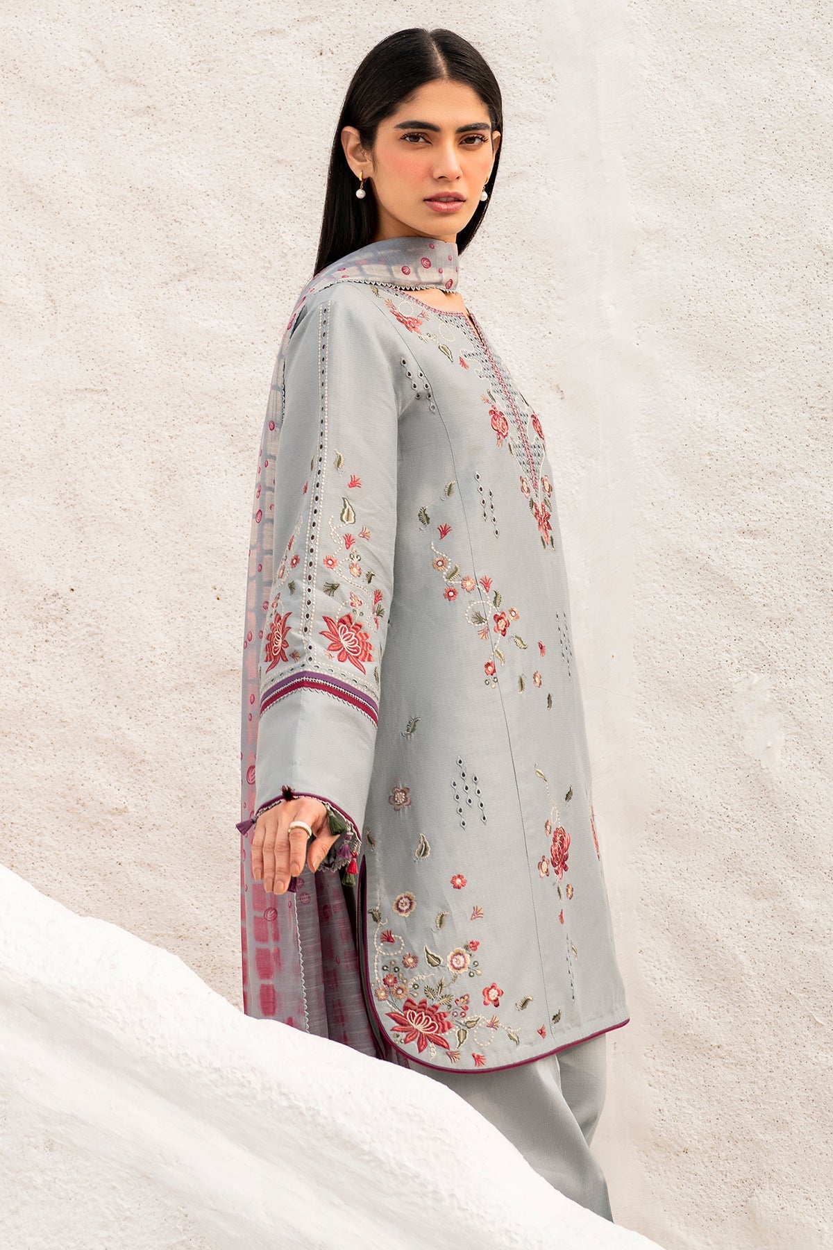 Embroidered Dobby Lawn USE-9269