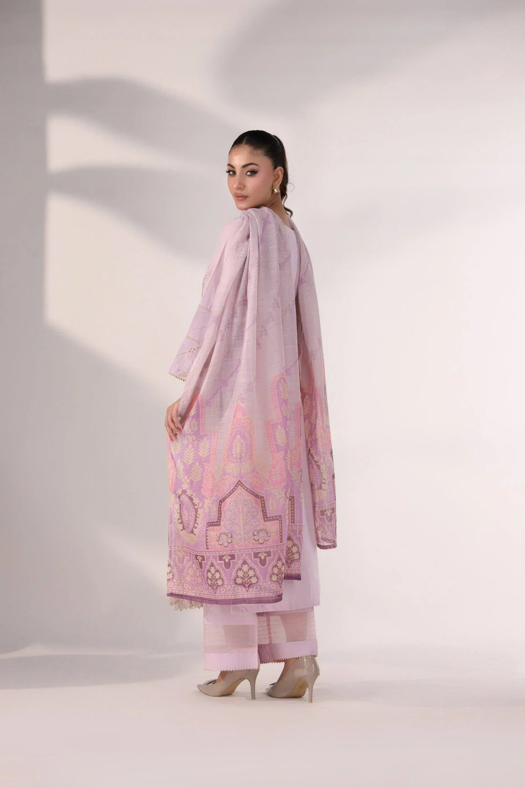 AR-3336-Amyra