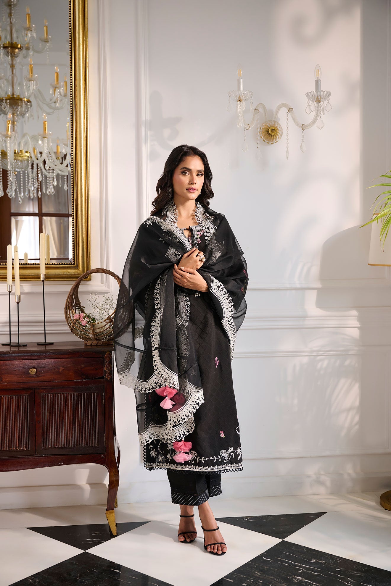 SS24DA-2377 BLACK 2PCS  EMBROIDERED KURTA WITH TROUSER