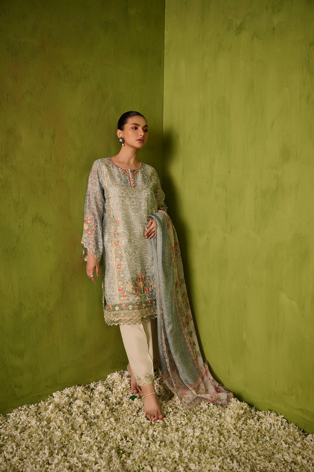 SS24DA-2470   GREEN  2PCS  EMBROIDERED KURTA WITH TROUSER