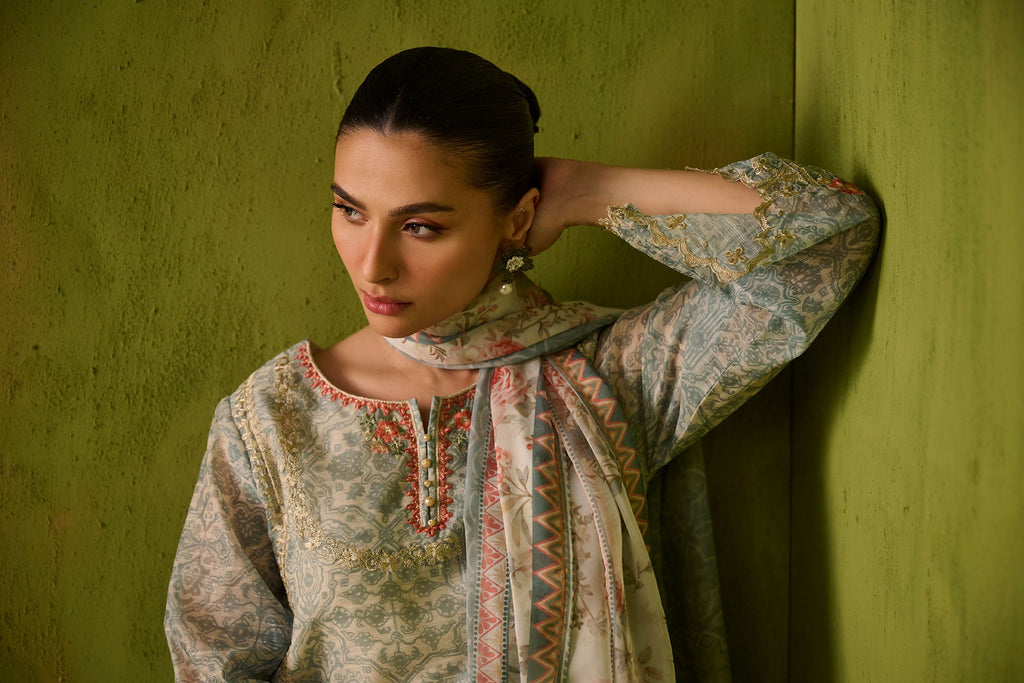 SS24DA-2470   GREEN  2PCS  EMBROIDERED KURTA WITH TROUSER