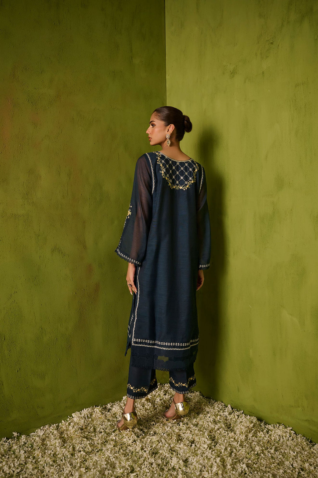 SS24DA-2422   NAVY BLUE  2PCS  EMBROIDERED KURTA WITH TROUSER