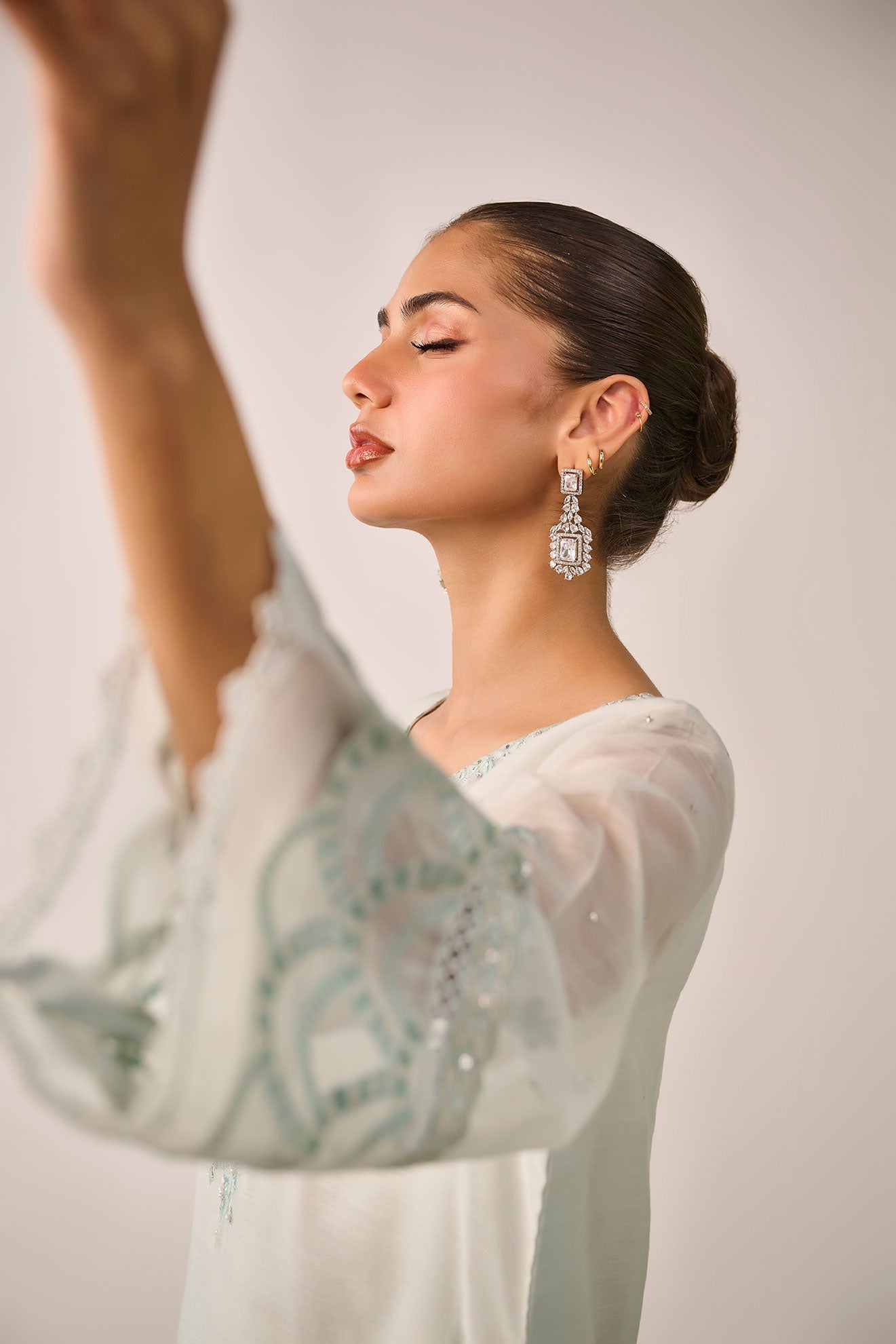 SS24DA-2481   SKY BLUE  2PCS  EMBROIDERED KURTA WITH TROUSER