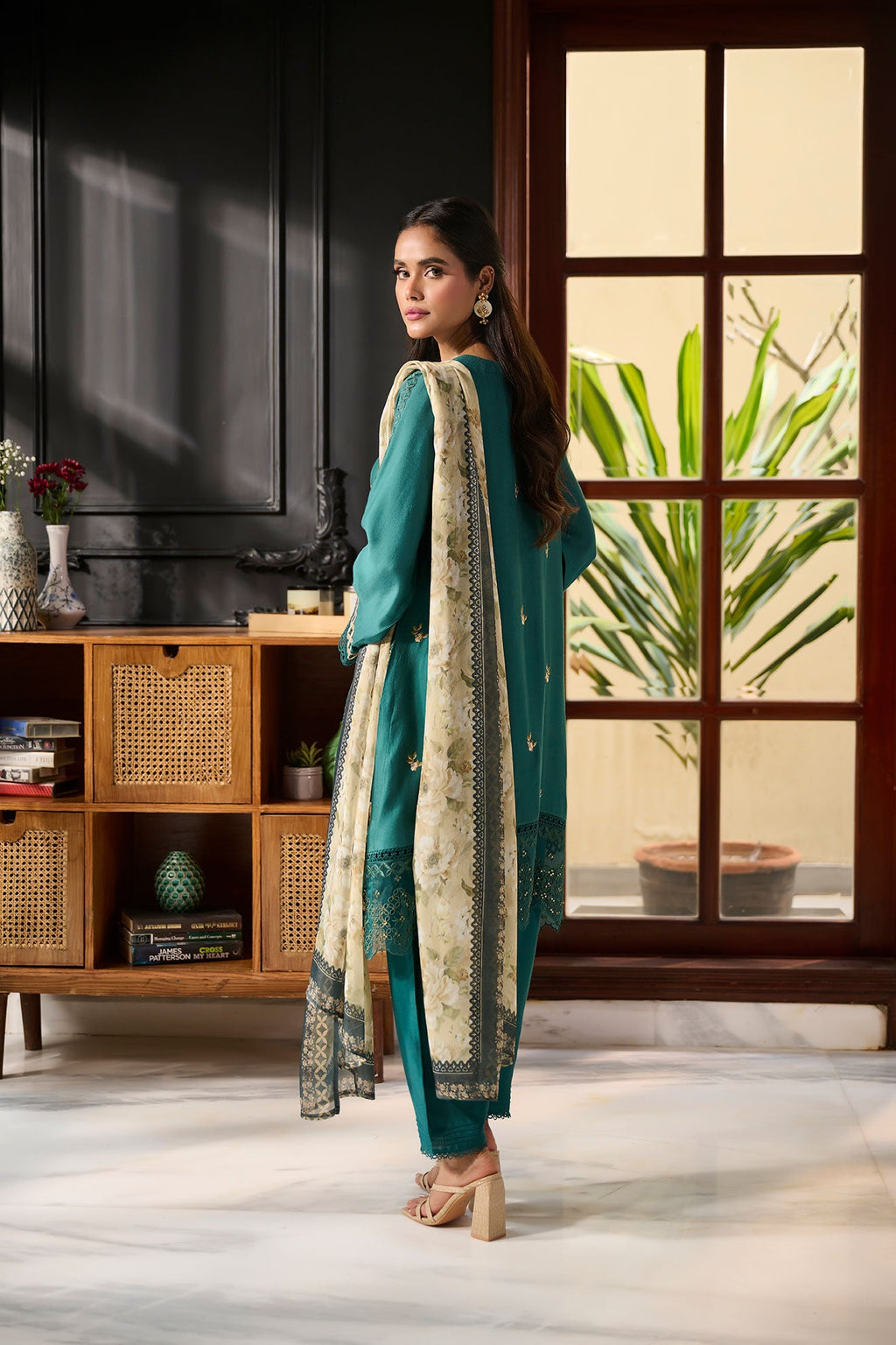 SS24DA-2384 DARK GREEN 2PCS  EMBROIDERED KURTA WITH TROUSER