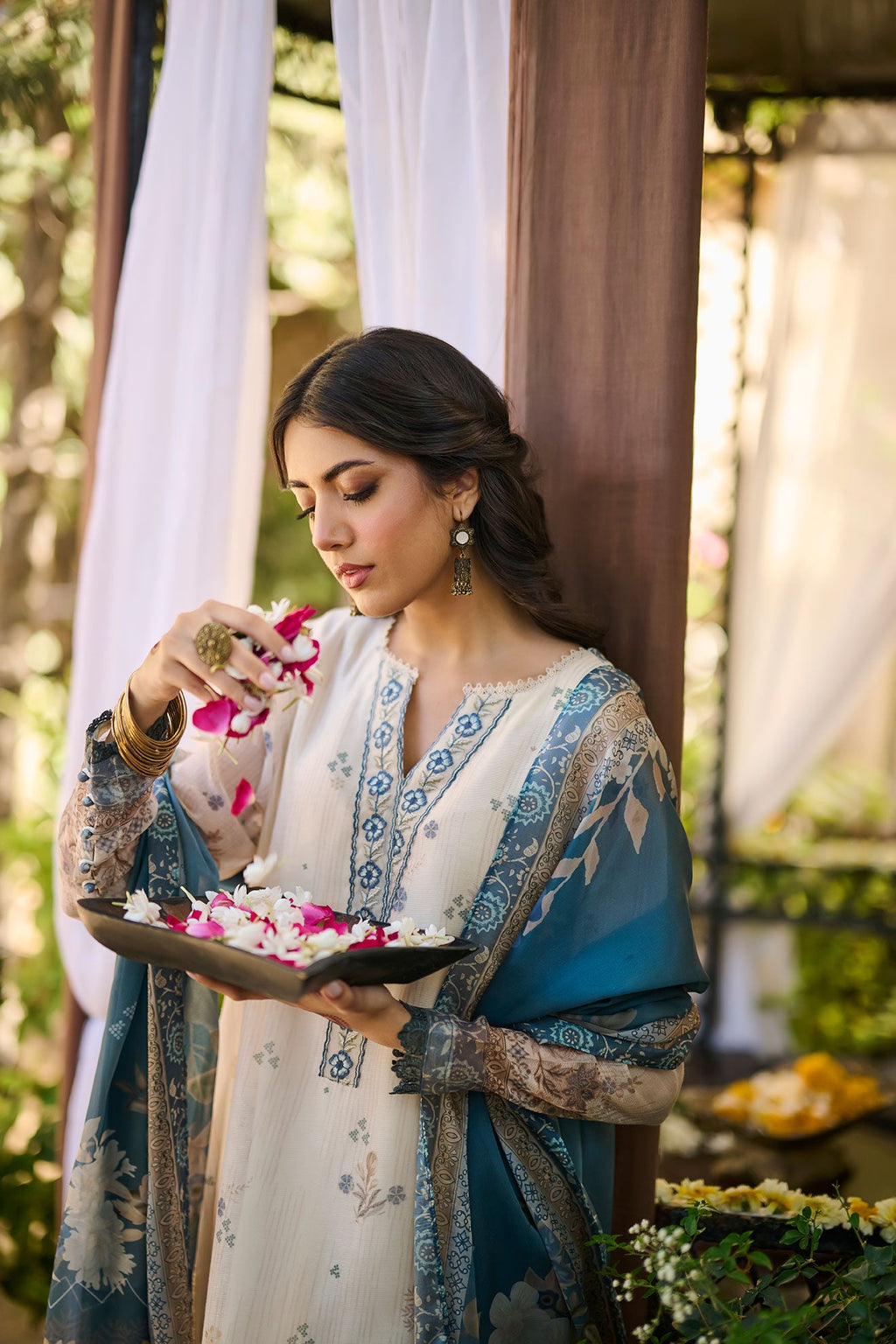 SS24DD-1171  BLUE DUPATTA