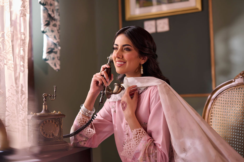 SS24DA-2394   LIGHT PINK  2PCS  EMBROIDERED KURTA WITH TROUSER