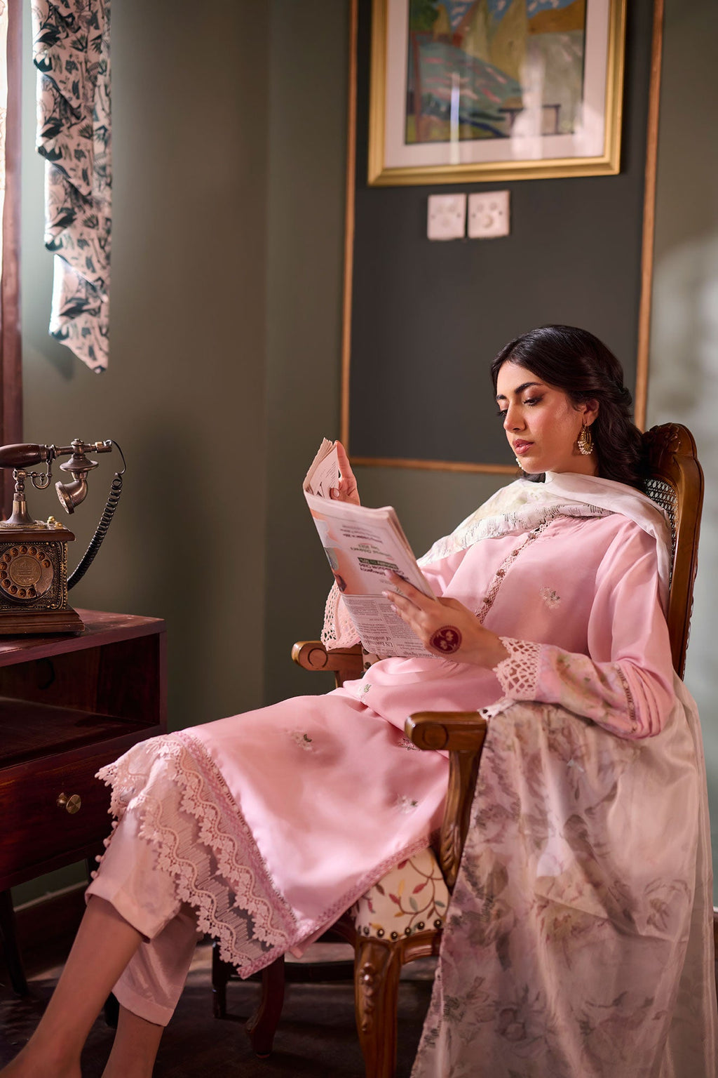 SS24DA-2394   LIGHT PINK  2PCS  EMBROIDERED KURTA WITH TROUSER