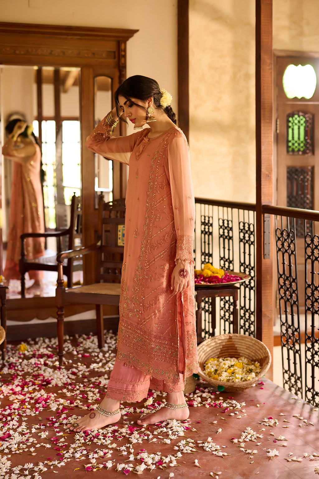 SS24DA-2366   RUST  2PCS  EMBROIDERED KURTA WITH TROUSER
