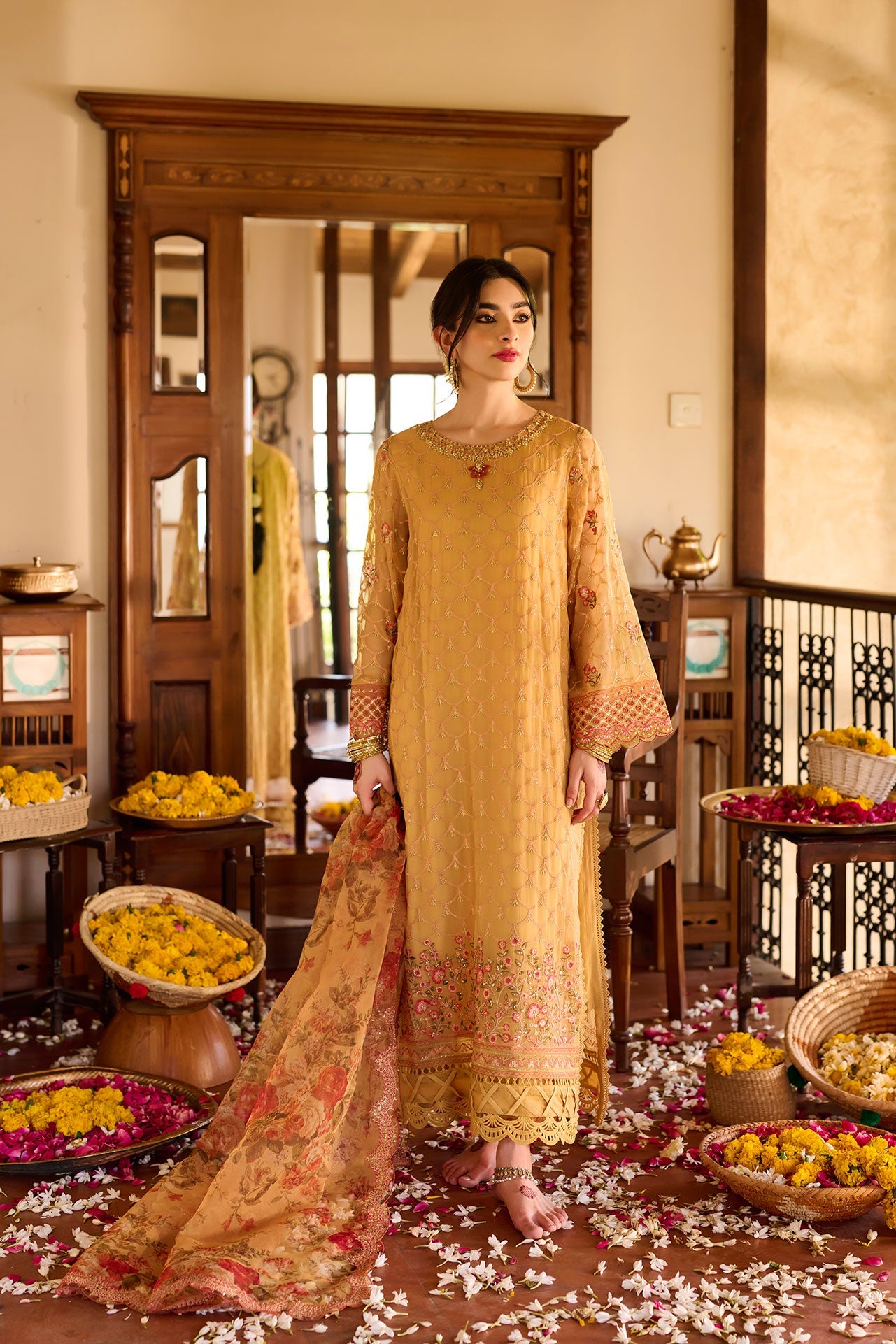 SS24DD-1140 MUSTARD DUPATTA