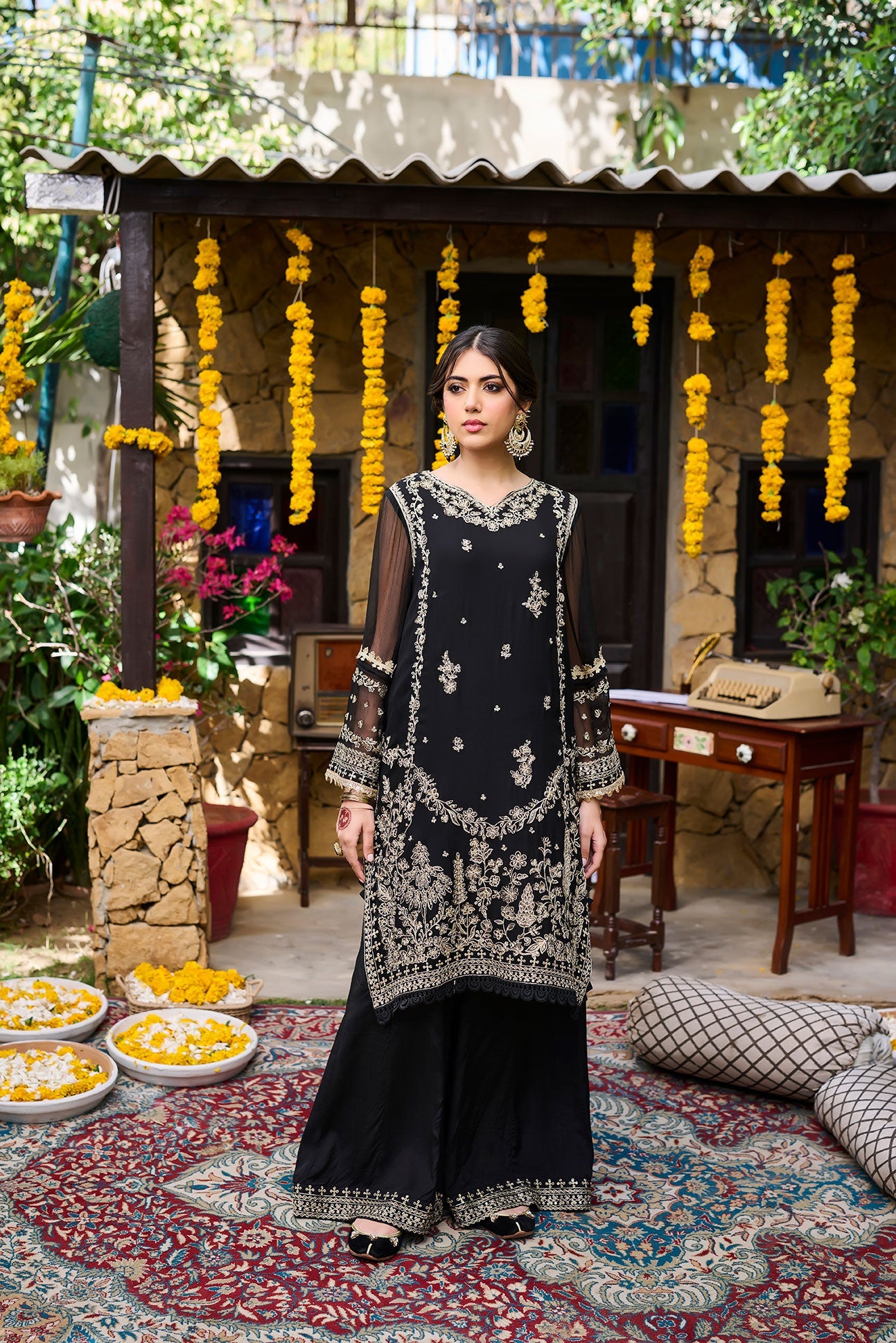 SS24DA-2270   BLACK  2PCS  EMBROIDERED KURTA WITH TROUSER