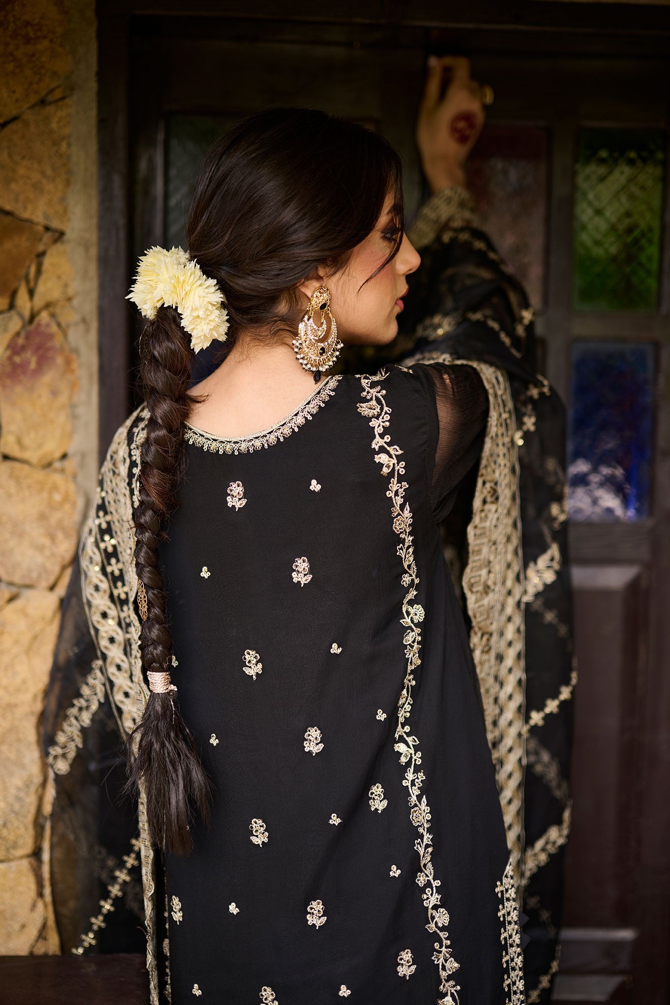 SS24DA-2270   BLACK  2PCS  EMBROIDERED KURTA WITH TROUSER