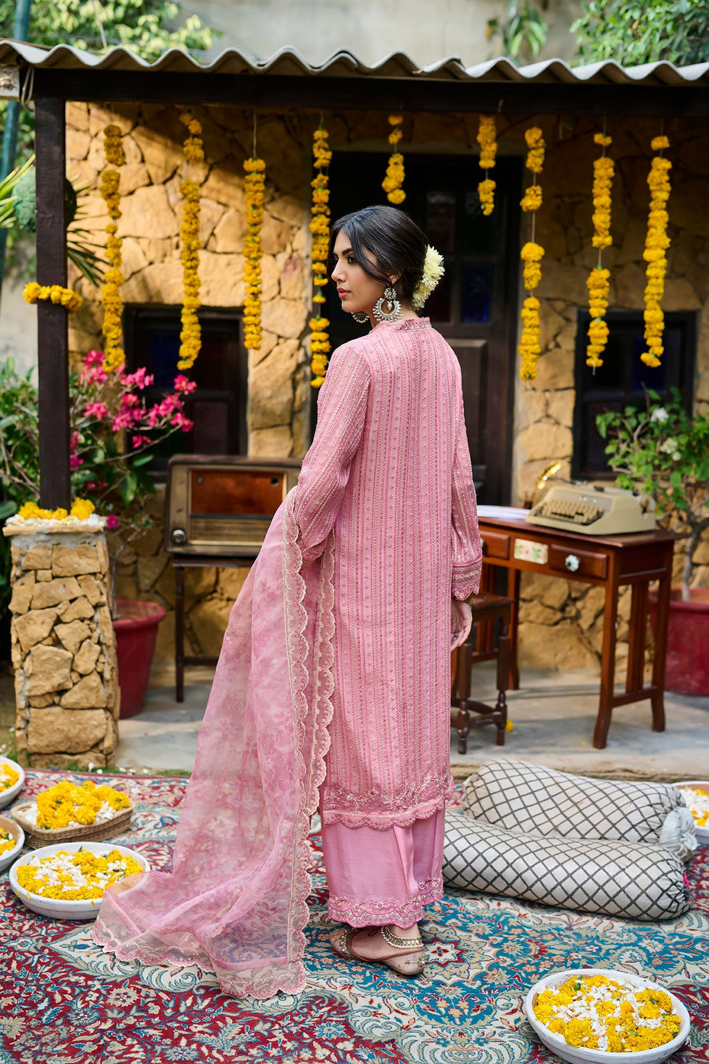 SS24DA-2364   PINK  2PCS  EMBROIDERED KURTA WITH TROUSER