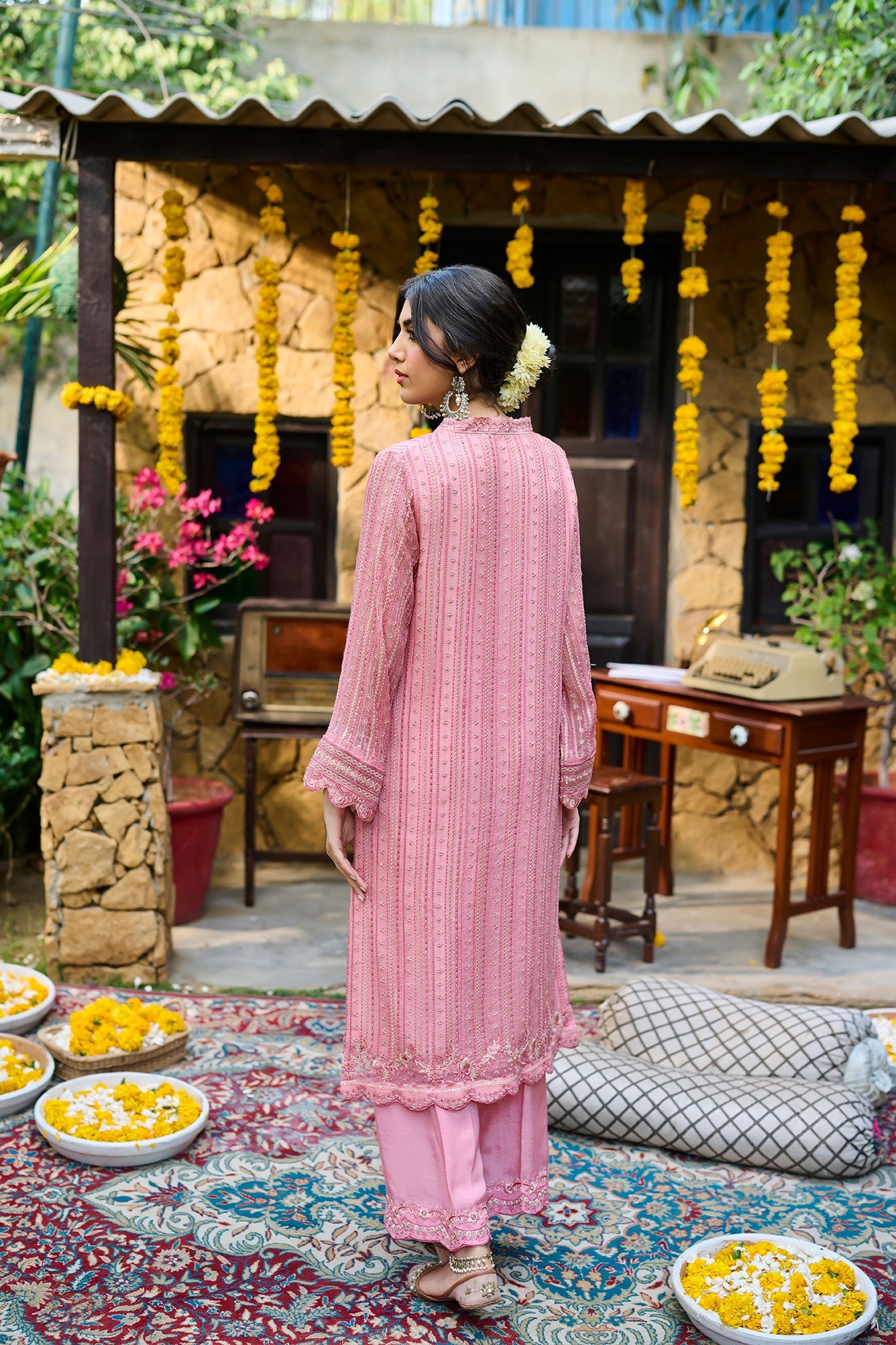 SS24DA-2364   PINK  2PCS  EMBROIDERED KURTA WITH TROUSER