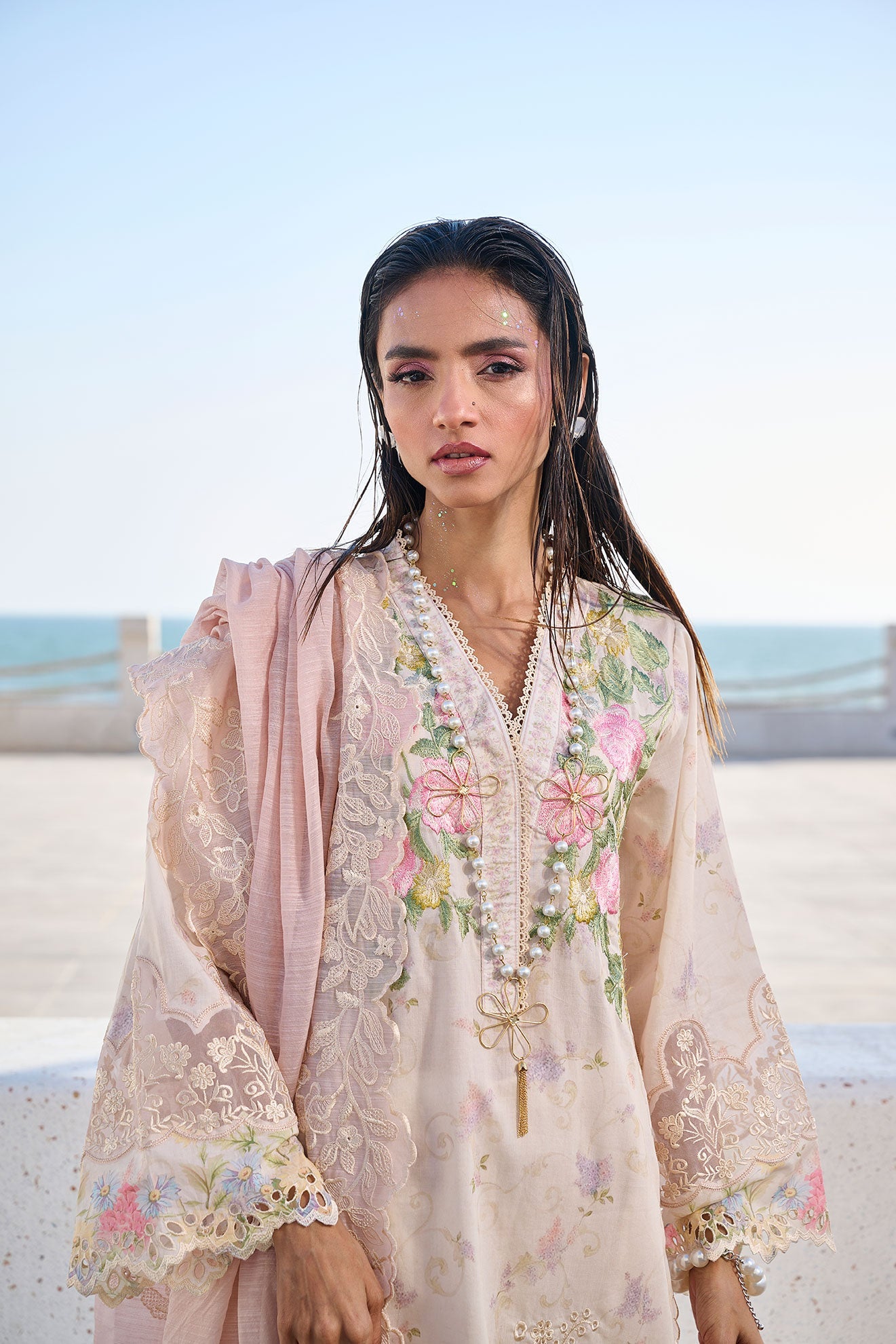 SS24DC-2313 LIGHT PINK LAWN 2PCS PRINTED KURTA WITH TROUSER
