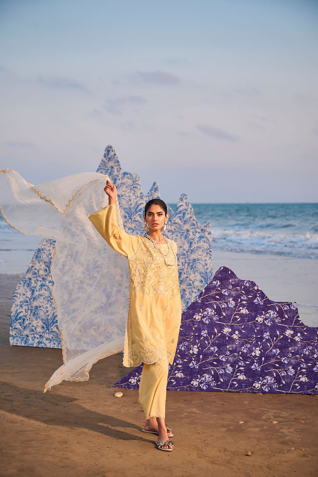 SS24DC-2318 YELLOW LAWN 1PCS DYED KURTA