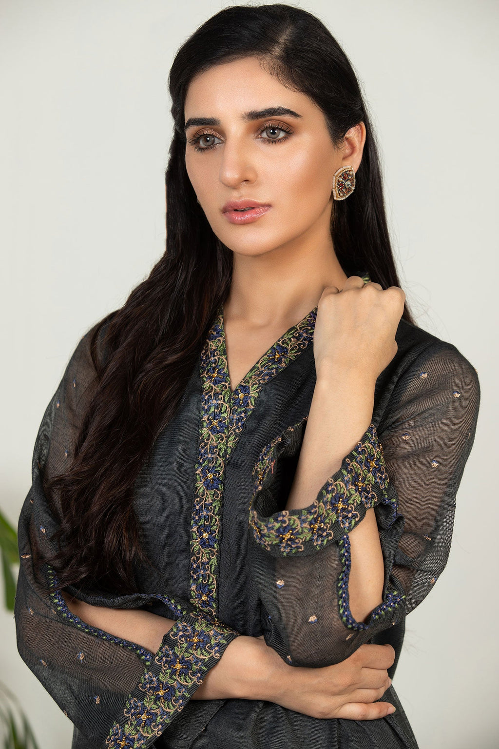 DA-1439 GREY EMBROIDERED KURTA