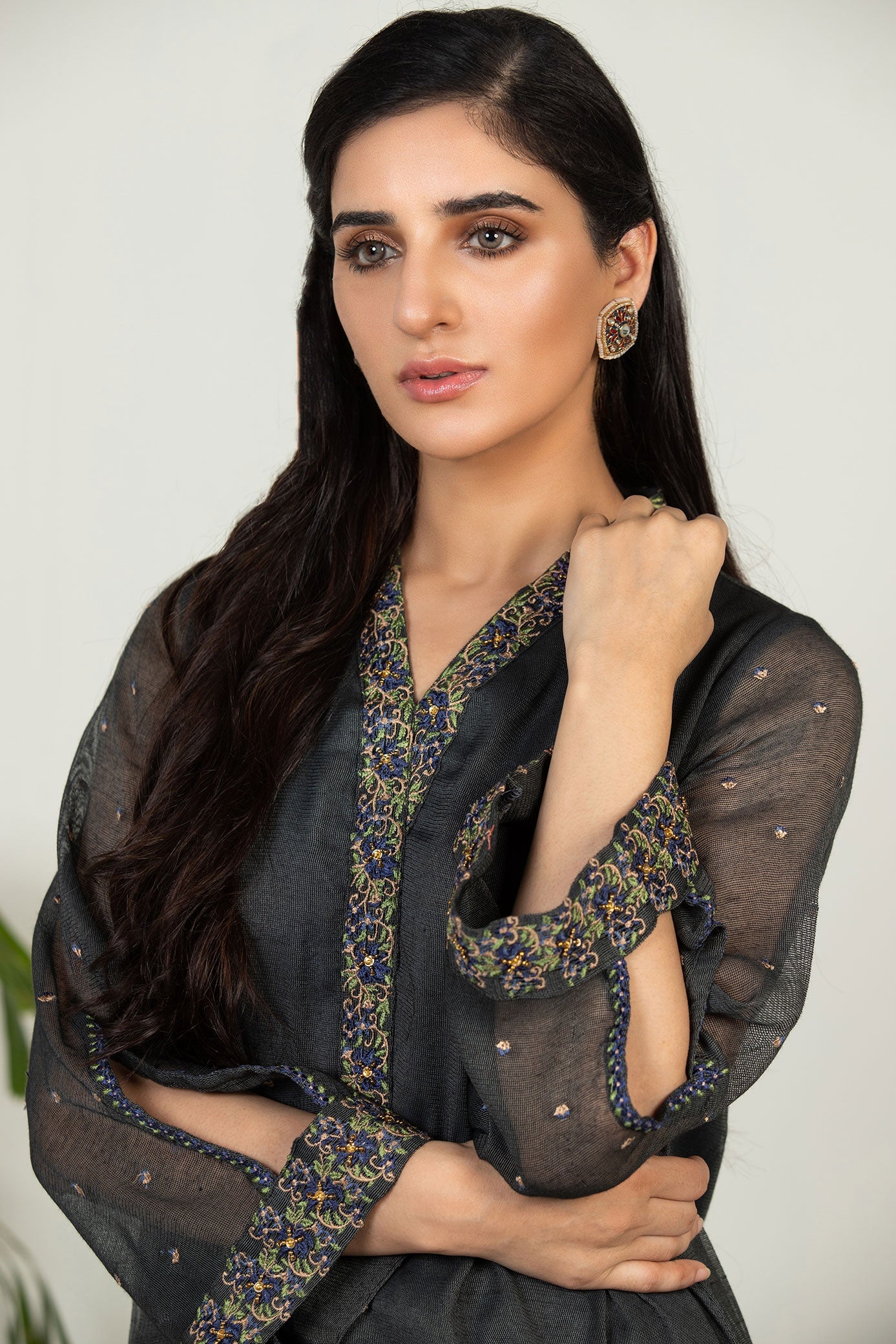 DA-1439 GREY EMBROIDERED KURTA