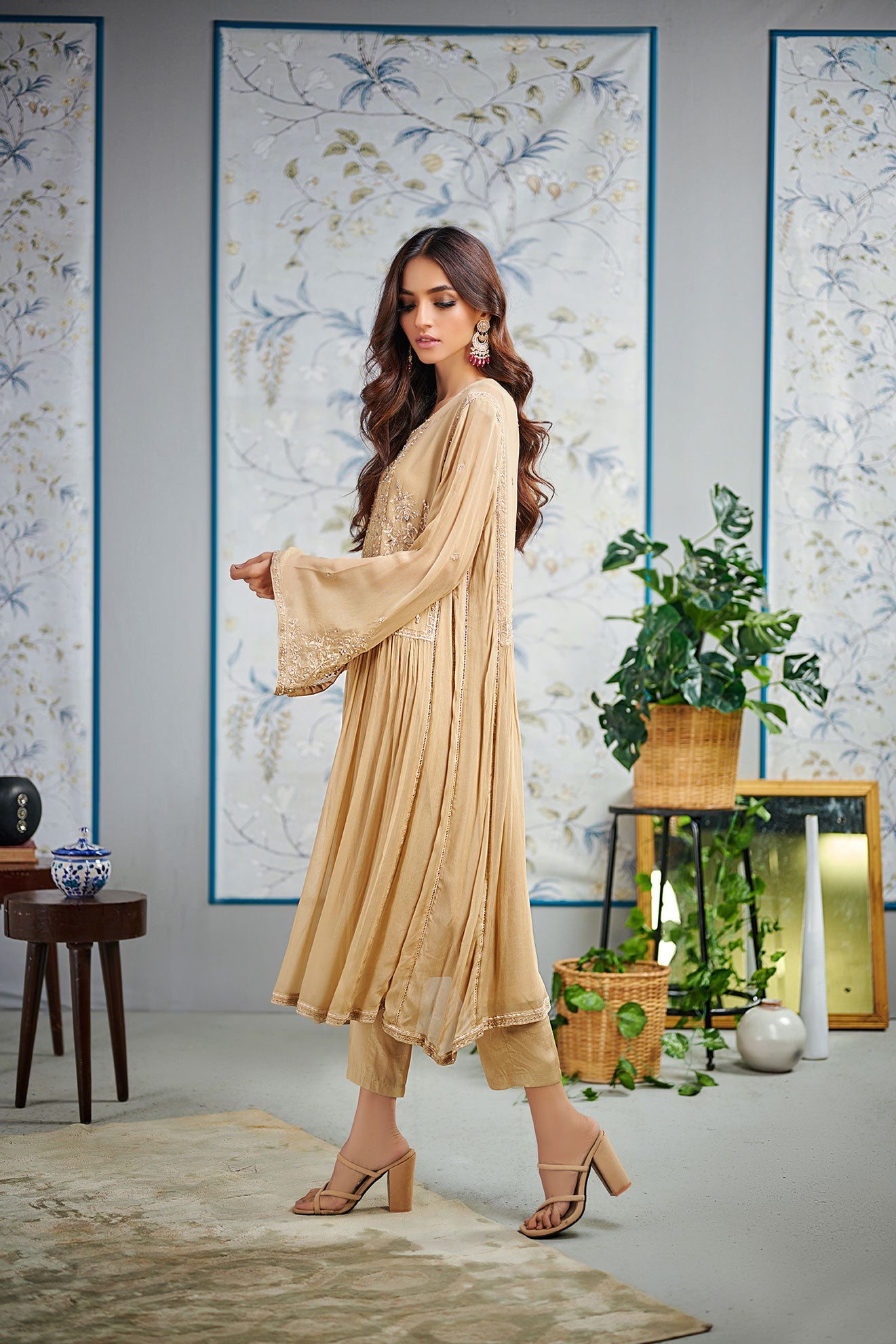 DA-1515 BEIGE EMBROIDERED KURTA