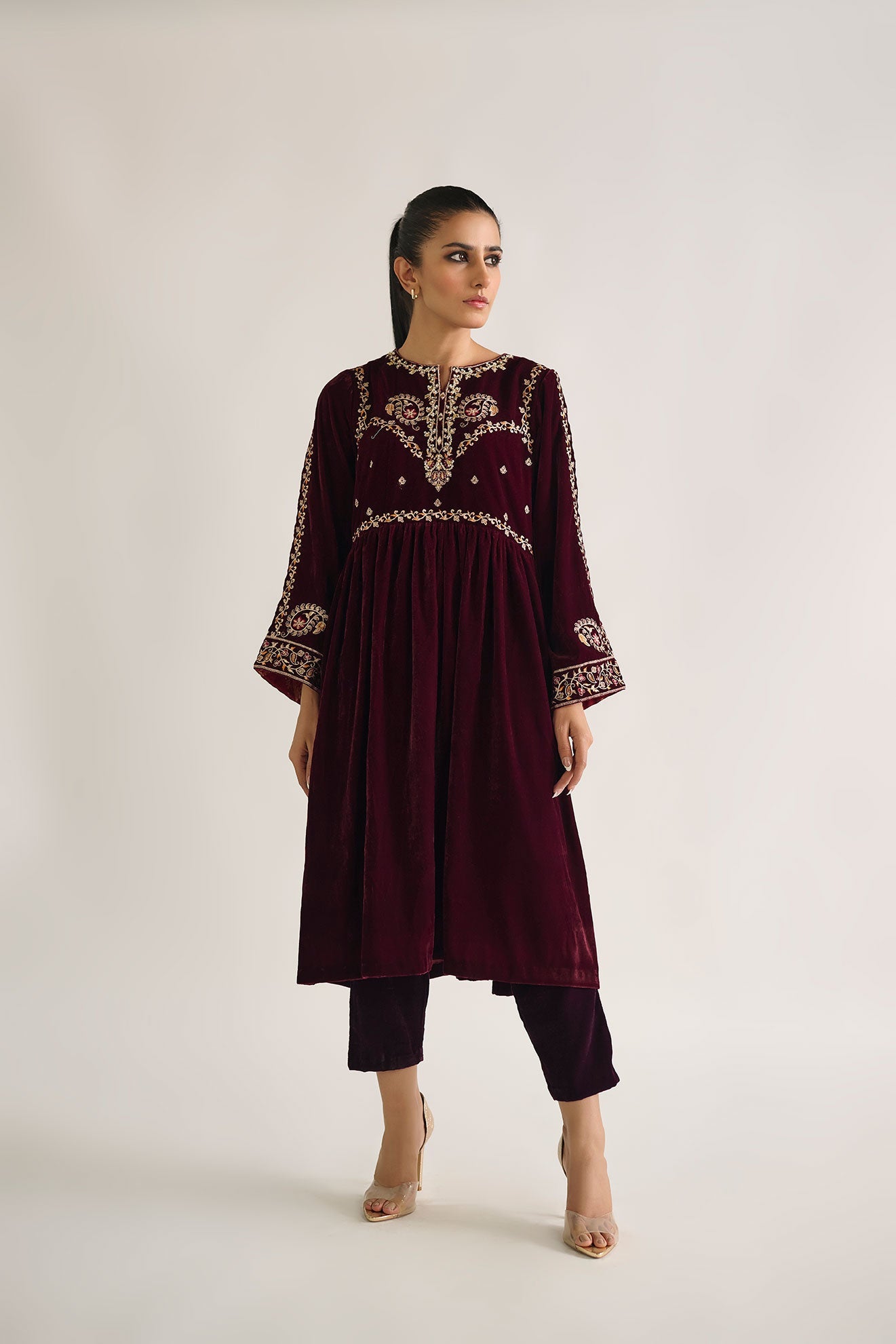 DA-1694 MAROON EMBROIDERED KURTA