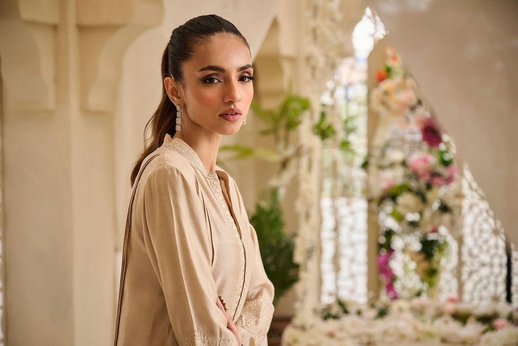 DA-1859 BEIGE EMBROIDERED KURTA