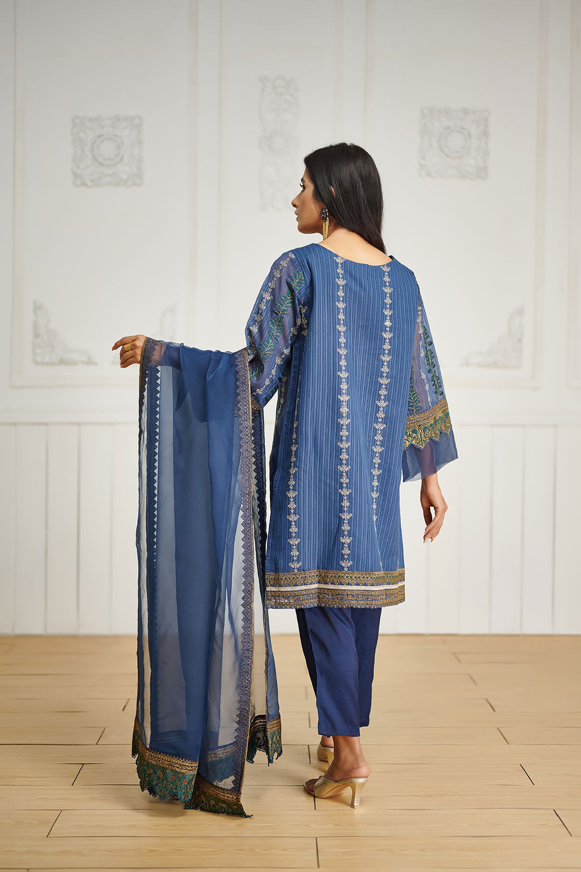 DA-2032 BLUE EMBROIDERED KURTA WITH DUPATTA