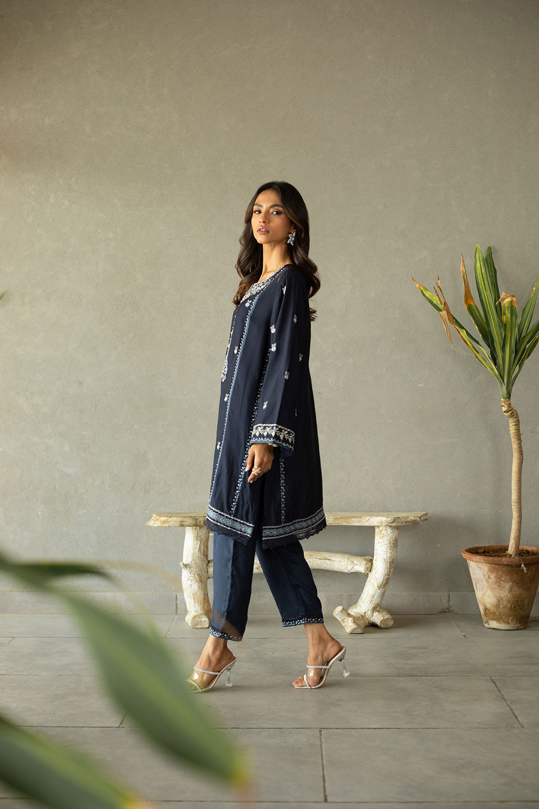 DA-2146 NAVY BLUE EMBROIDERED KURTA WITH TROUSER