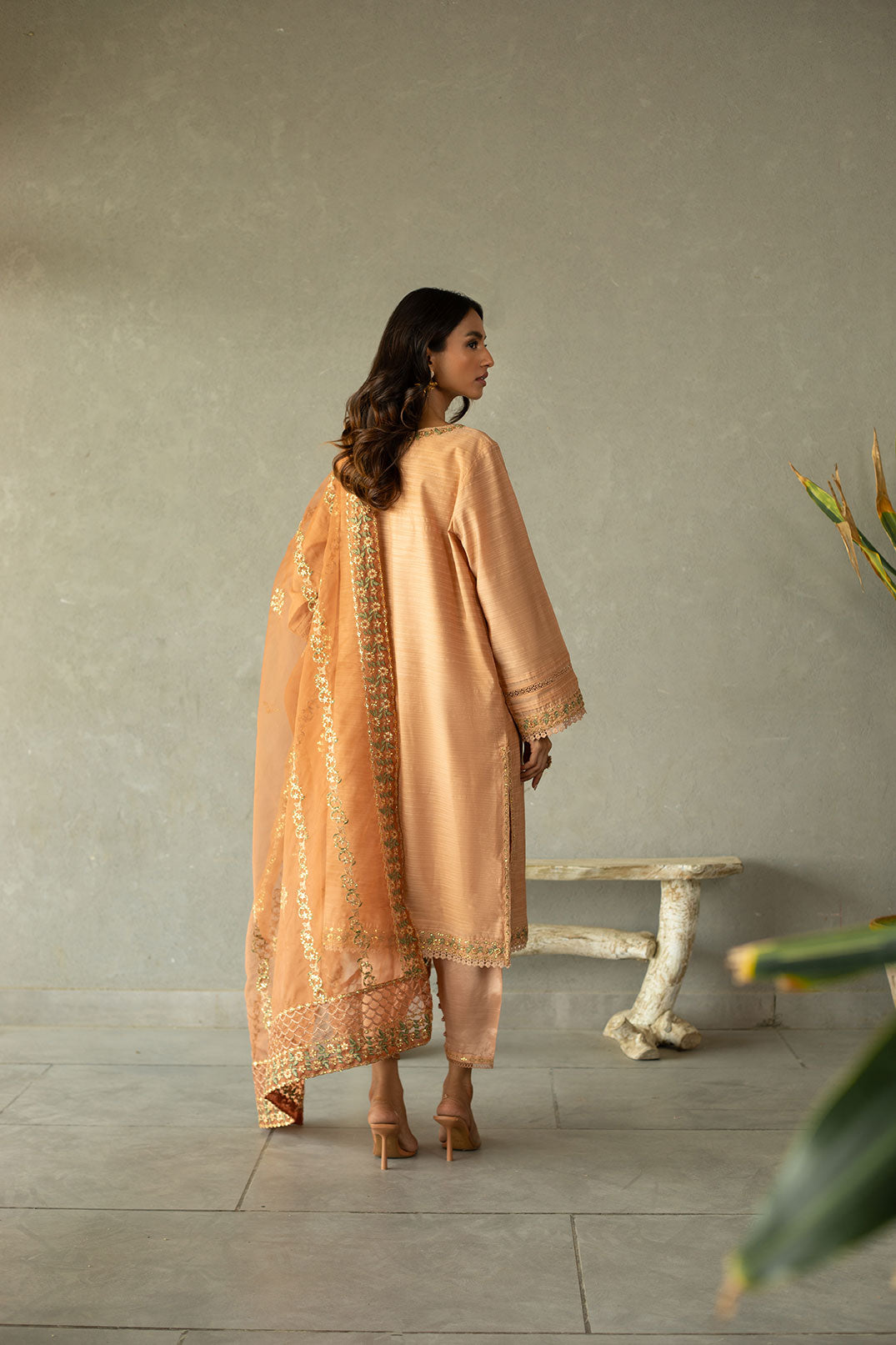 SS24DD-1149 PEACH DUPATTA