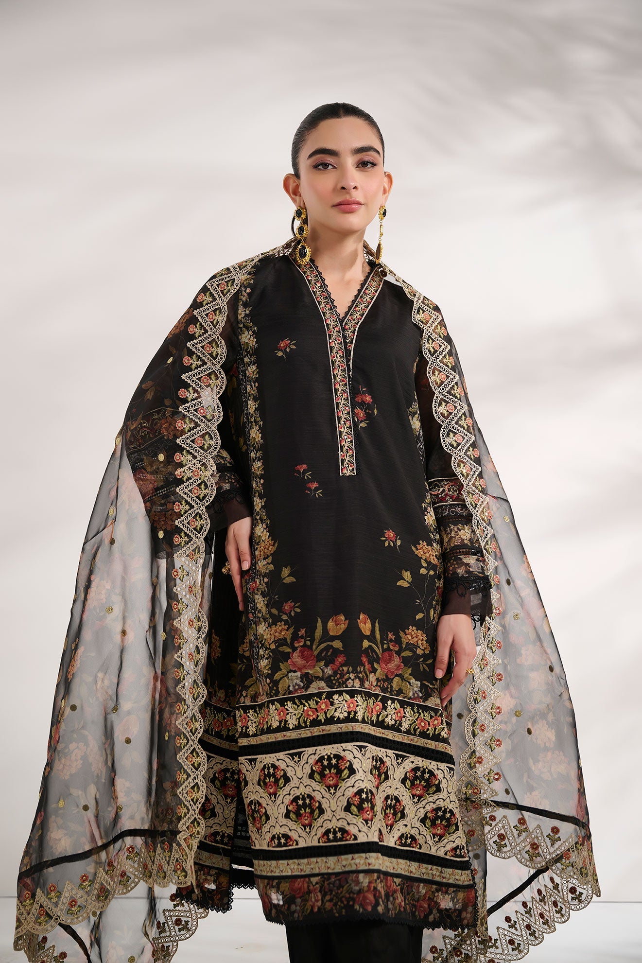 SS24DD-2469  BLACK DUPATTA