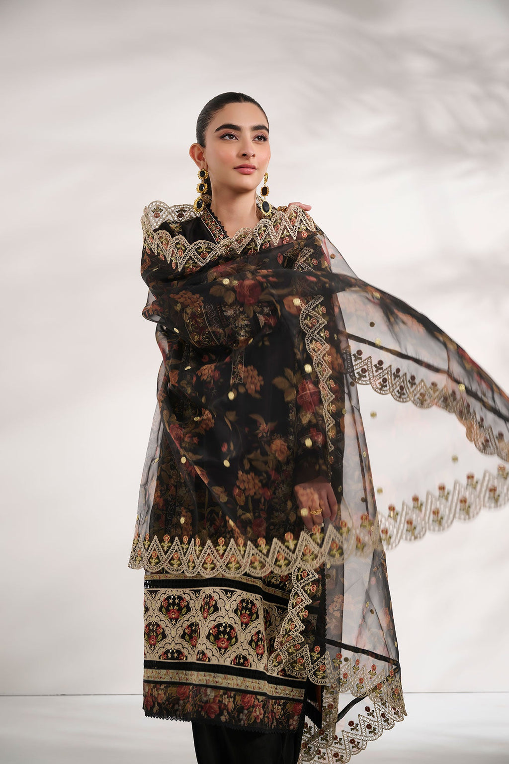 SS24DD-2469  BLACK DUPATTA