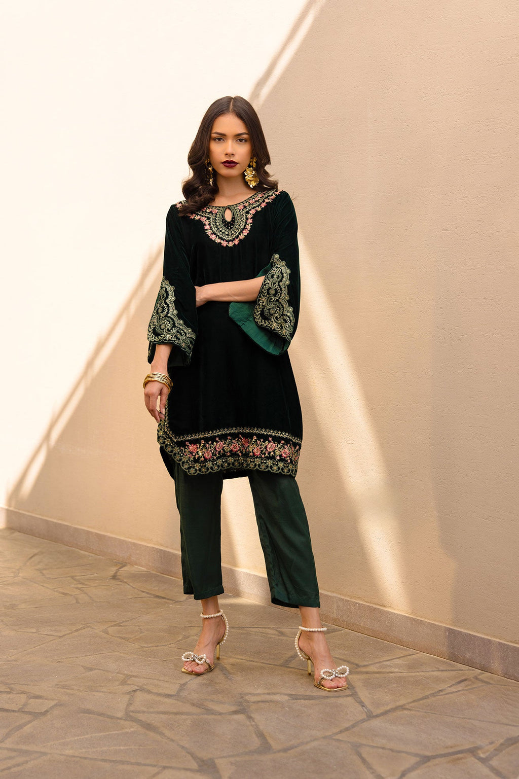 FW24DA-2609   DARK GREEN  2PCS  EMBROIDERED KURTA WITH TROUSER