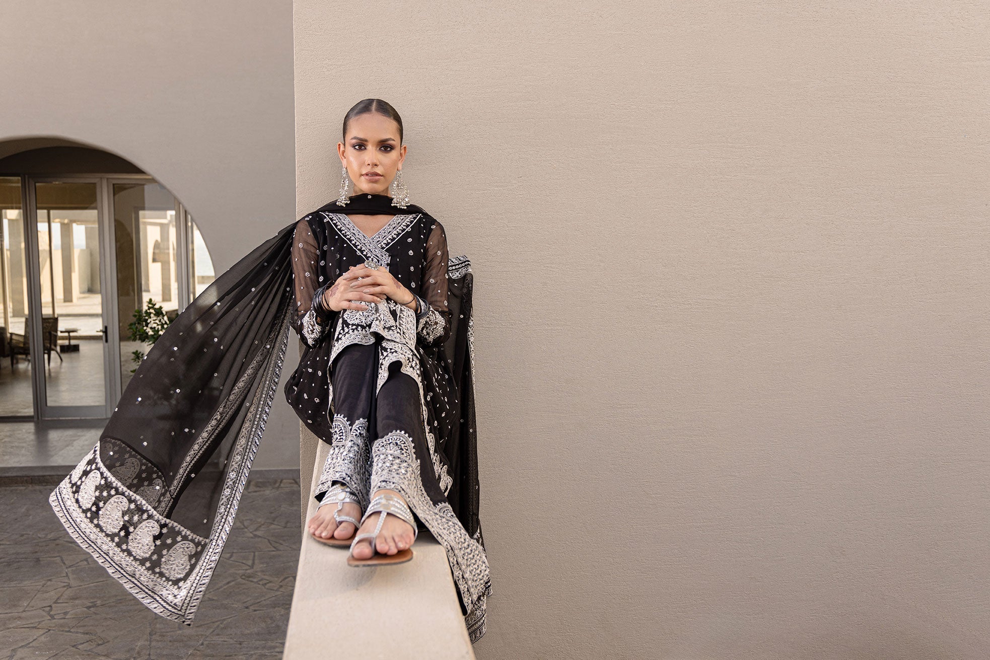 FW24DD-2652  BLACK DUPATTA