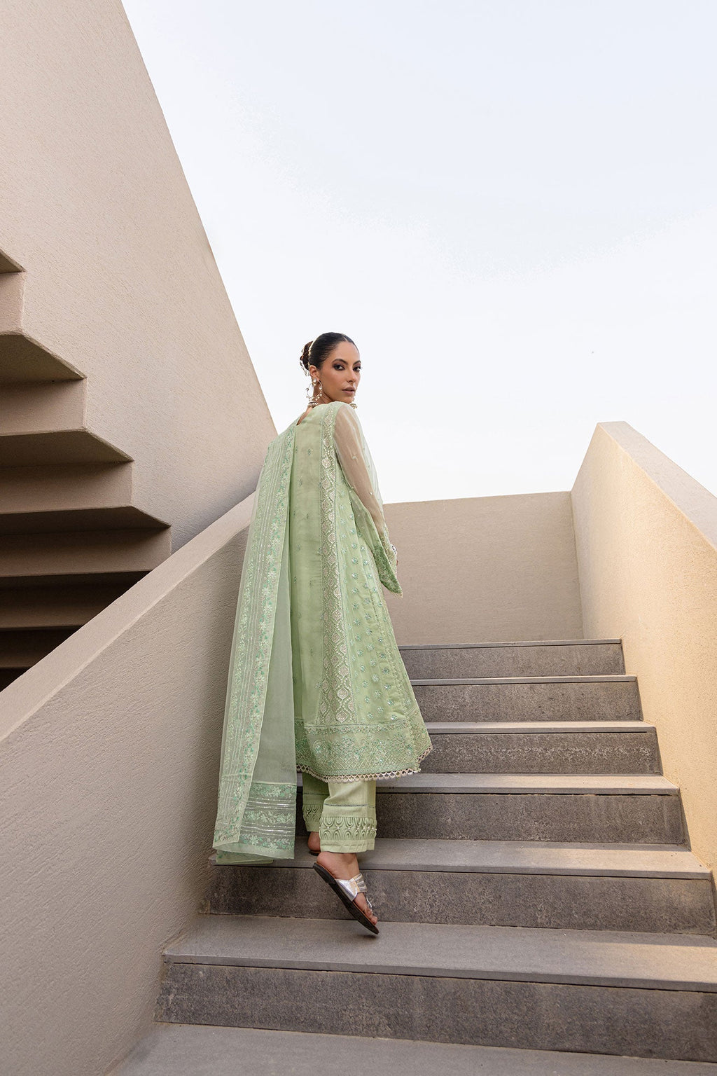 FW24DD-2654  LIGHT GREEN DUPATTA