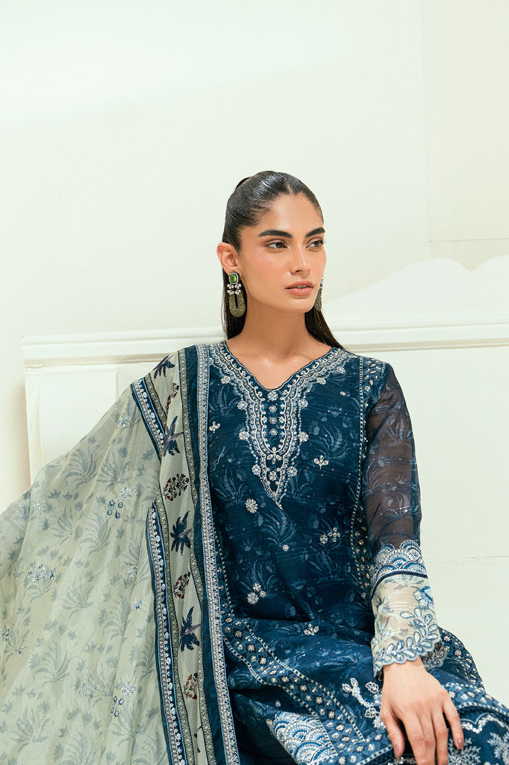 SS25DD-2695  BEIGE DUPATTA