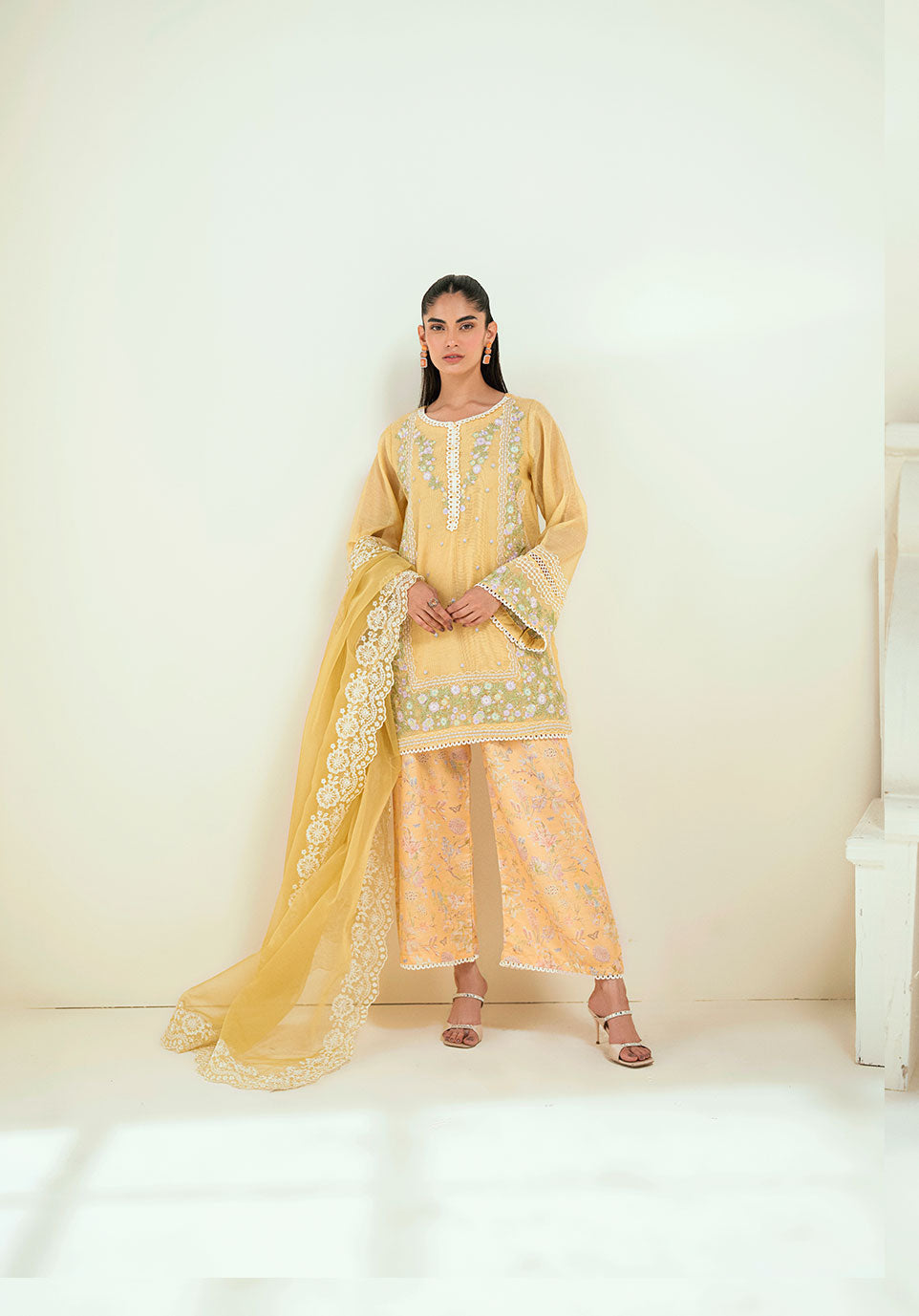 SS25DD-2741  BEIGE DUPATTA