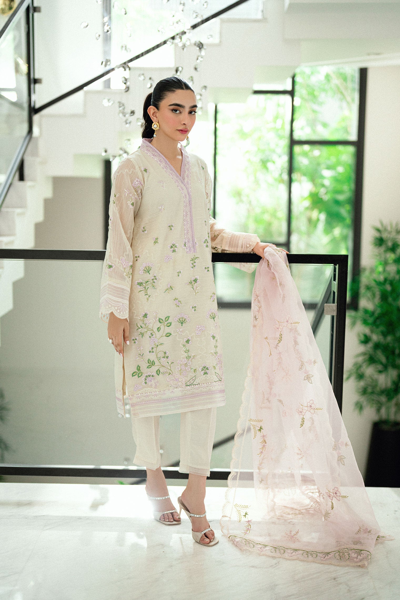 SS25DD-2761  LIGHT PURPLE  EMBROIDERED DUPATTA