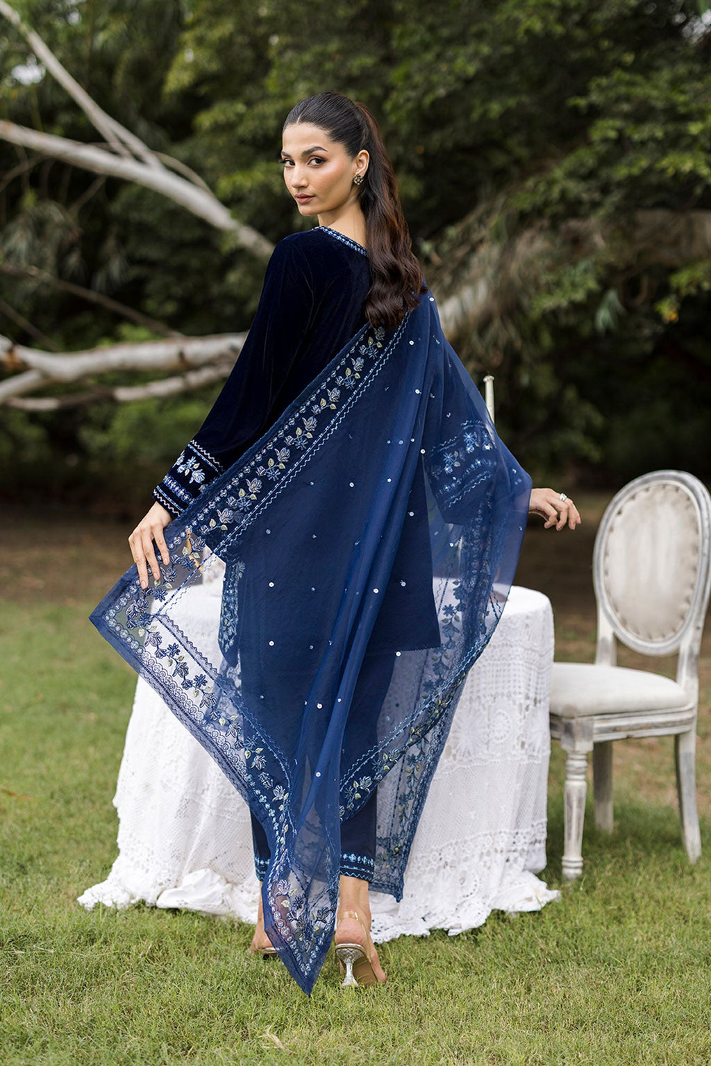 FW25DA-2814  NAVY BLUE  2PCS  EMBROIDERED KURTA WITH TROUSER
