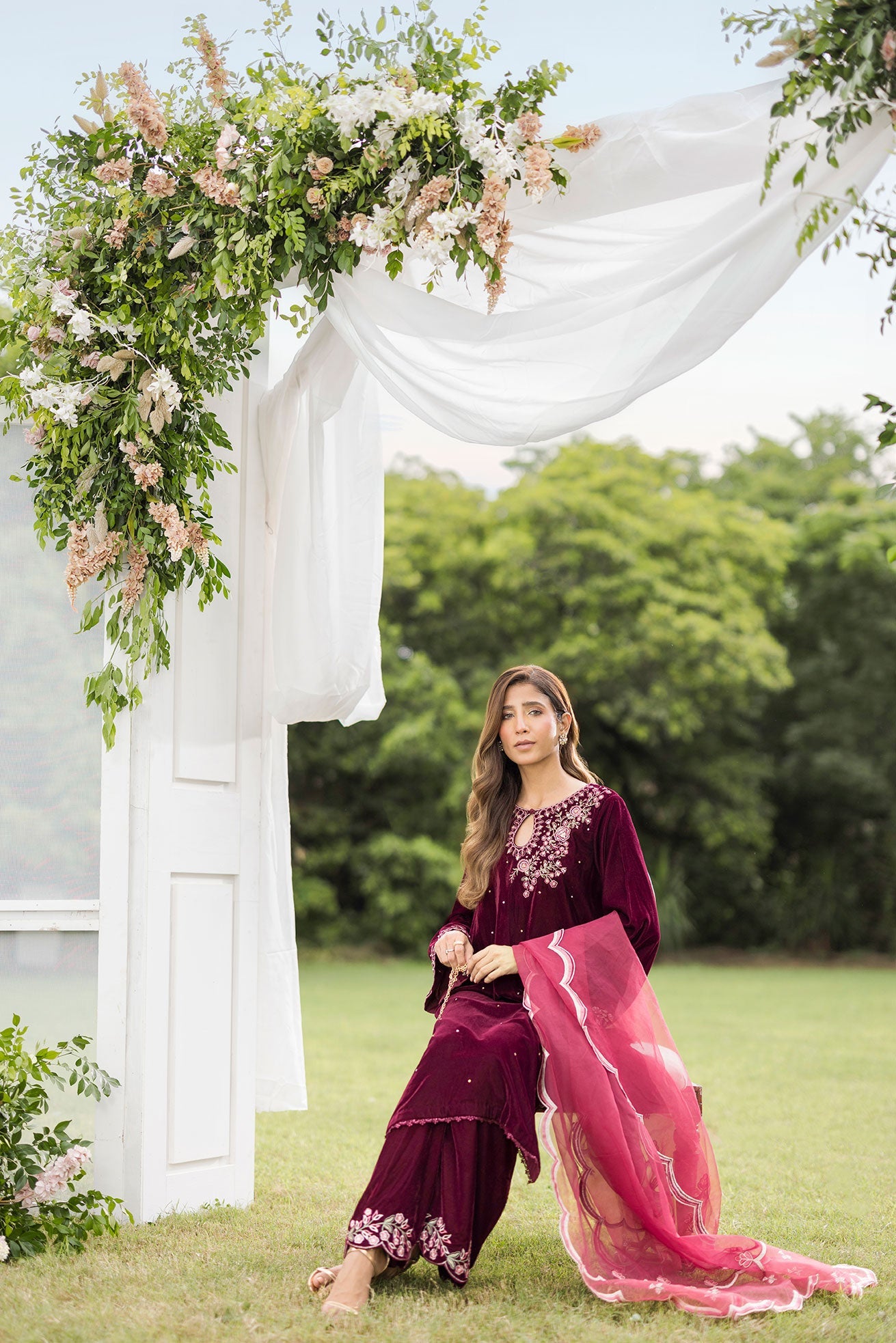 FW25DD-2816  MAROON  EMBROIDERED  DUPATTA