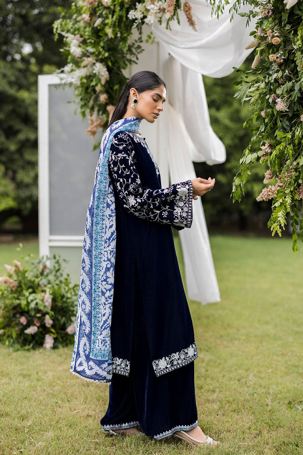 FW25DD-2819  BLUE PRINTED DUPATTA