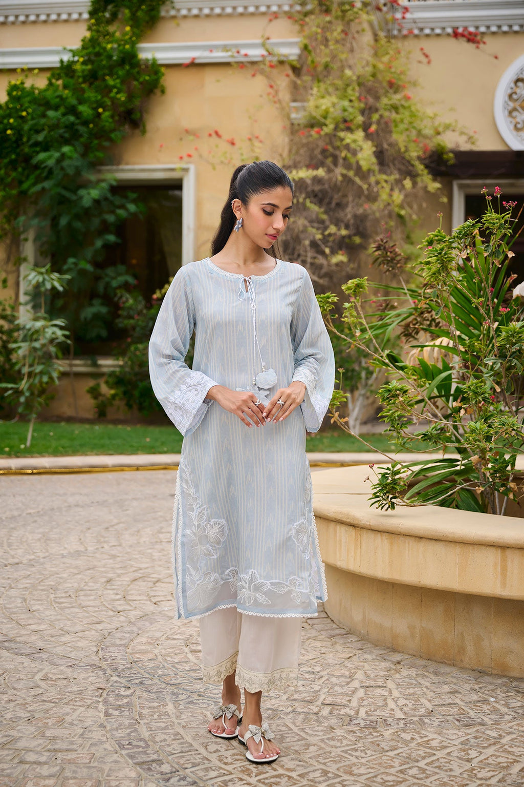 DC-0533 GREY EMBROIDERED KURTA