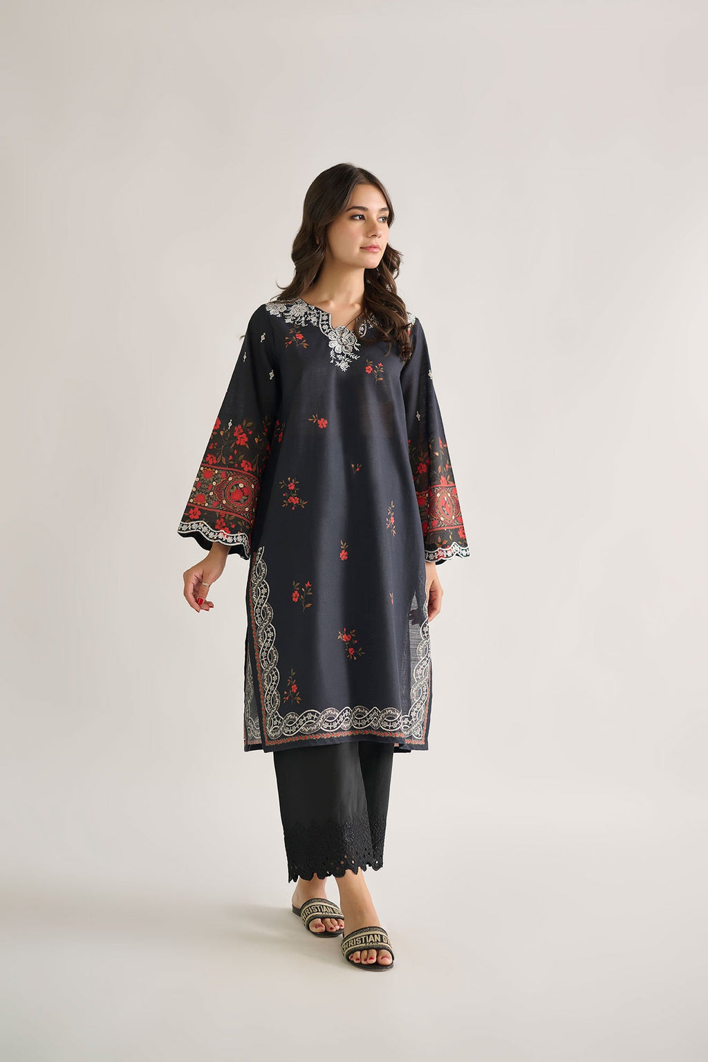 DC-0458 GREY EMBROIDERED KURTA