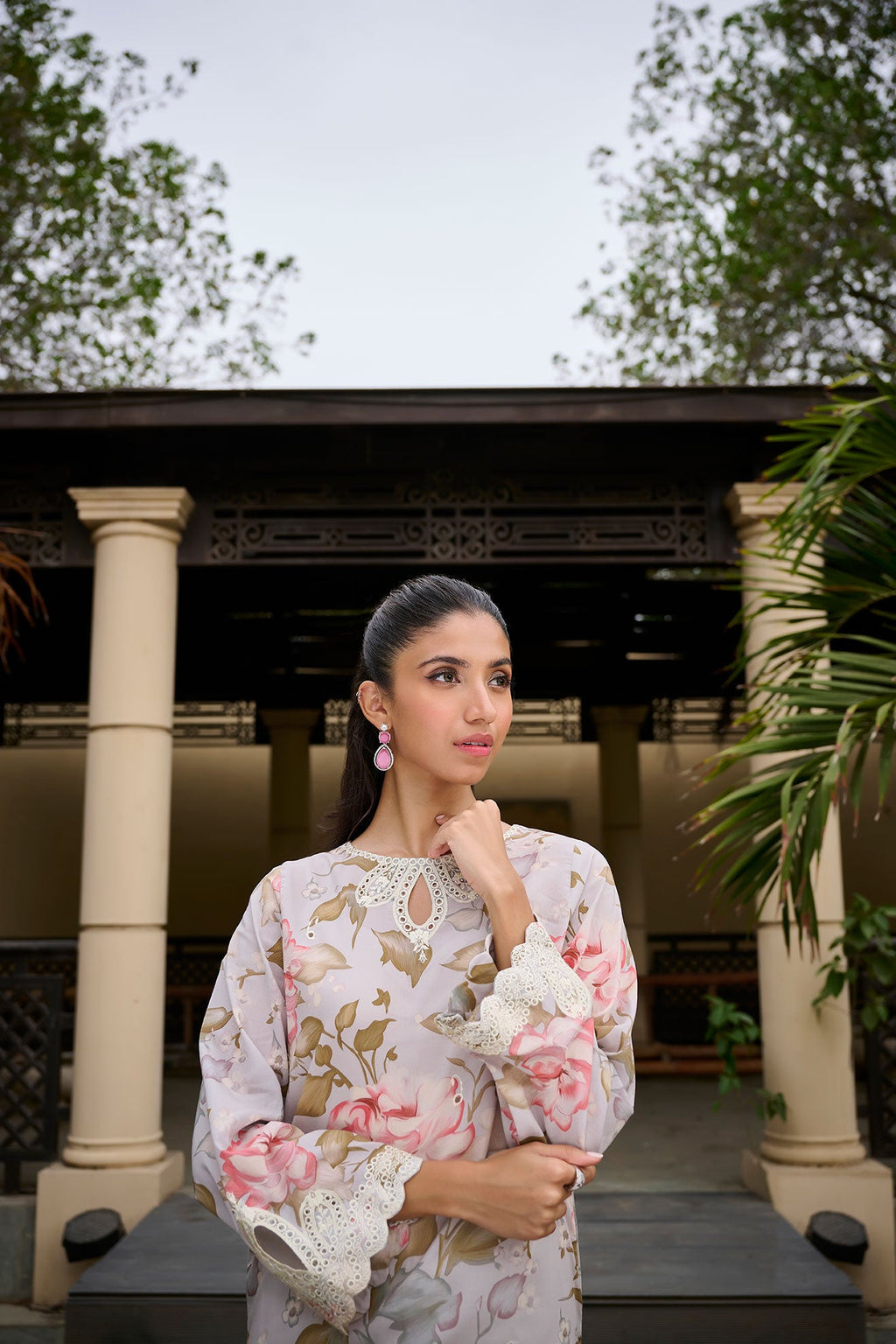 DC-0535 GREY EMBROIDERED KURTA