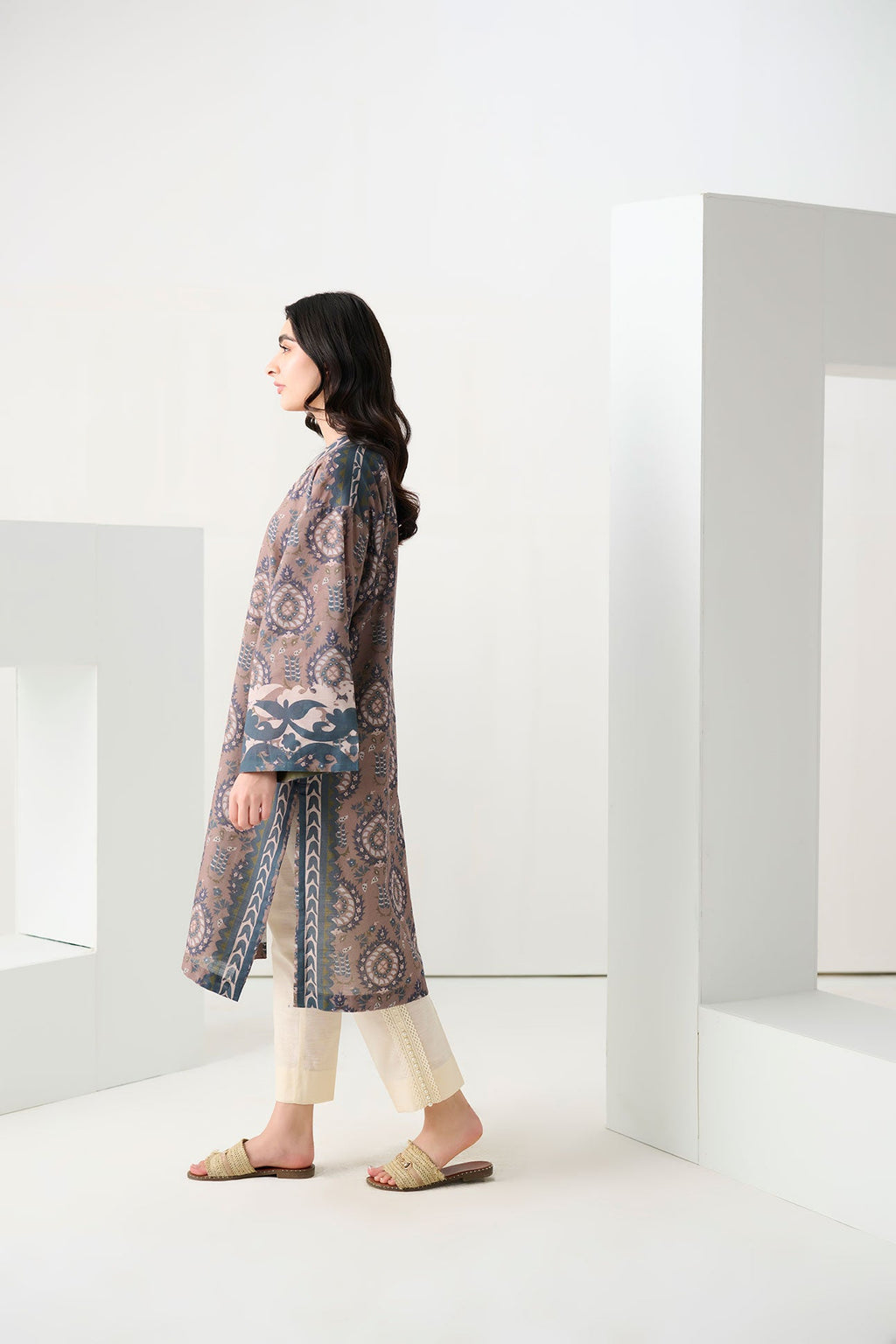 DC-0544 BROWN DIGITAL PRINTED KURTA