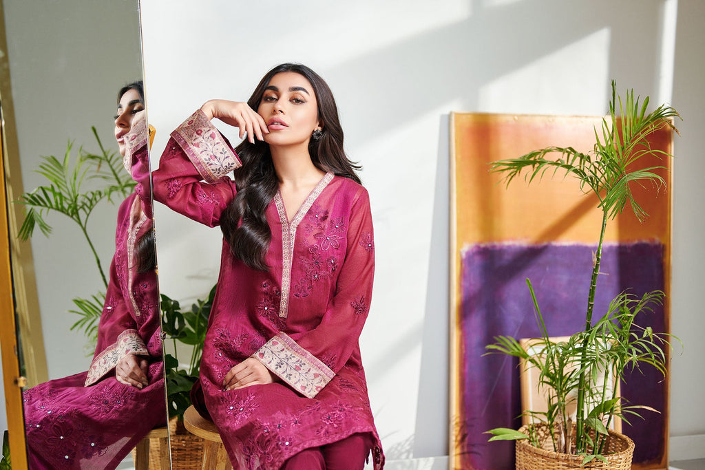 DC-2007 PLUM 2PCS  EMBROIDERED KURTA WITH TROUSER