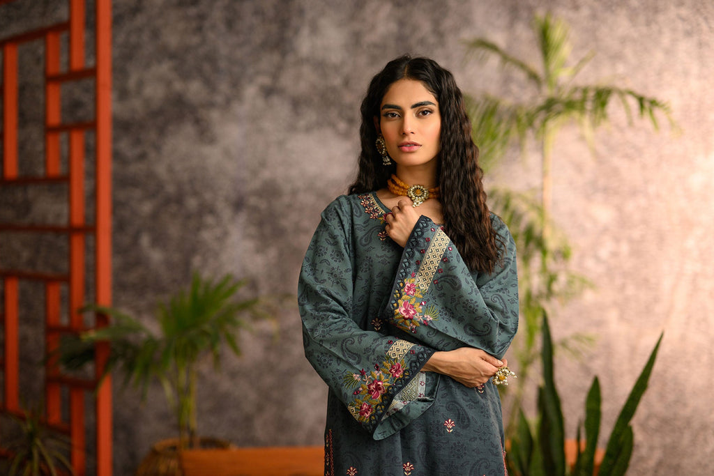 DC-2115 TEAL KHADDAR 2PCS EMBROIDERED KURTA WITH TROUSER