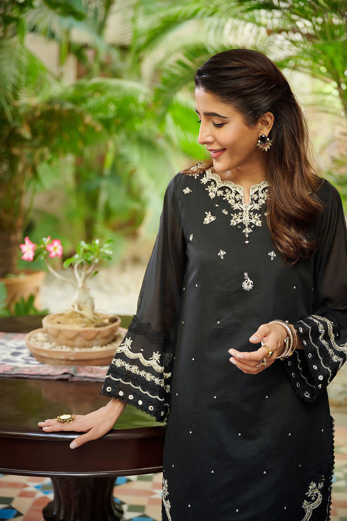 DC-2047 BLACK 2PCS  EMBROIDERED KURTA WITH TROUSER